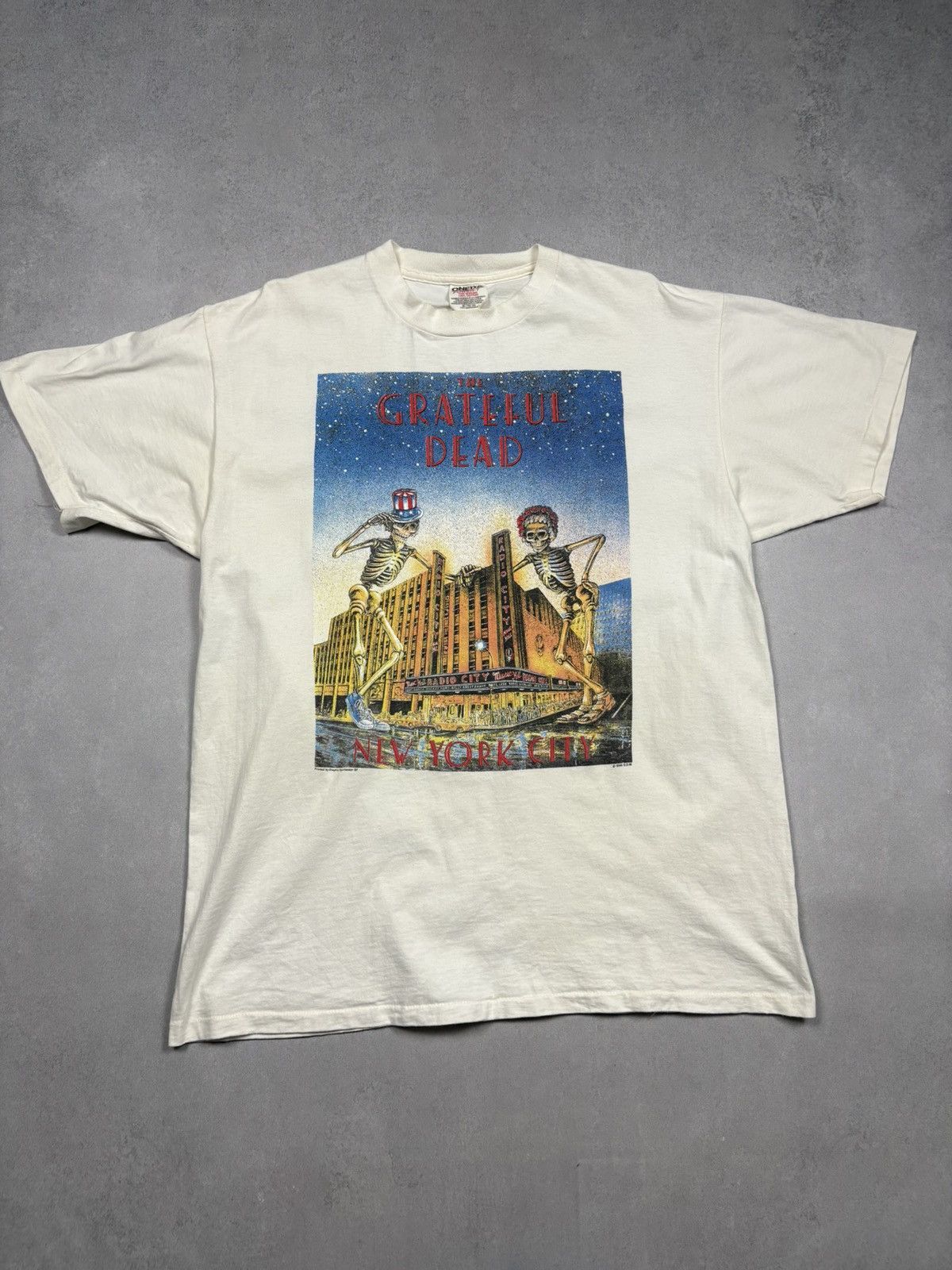 Band Tees Vintage 1995 Grateful Dead New York Radio City T-Shirt 90s Size US XL / EU 56 / 4 - 1 Thumbnail