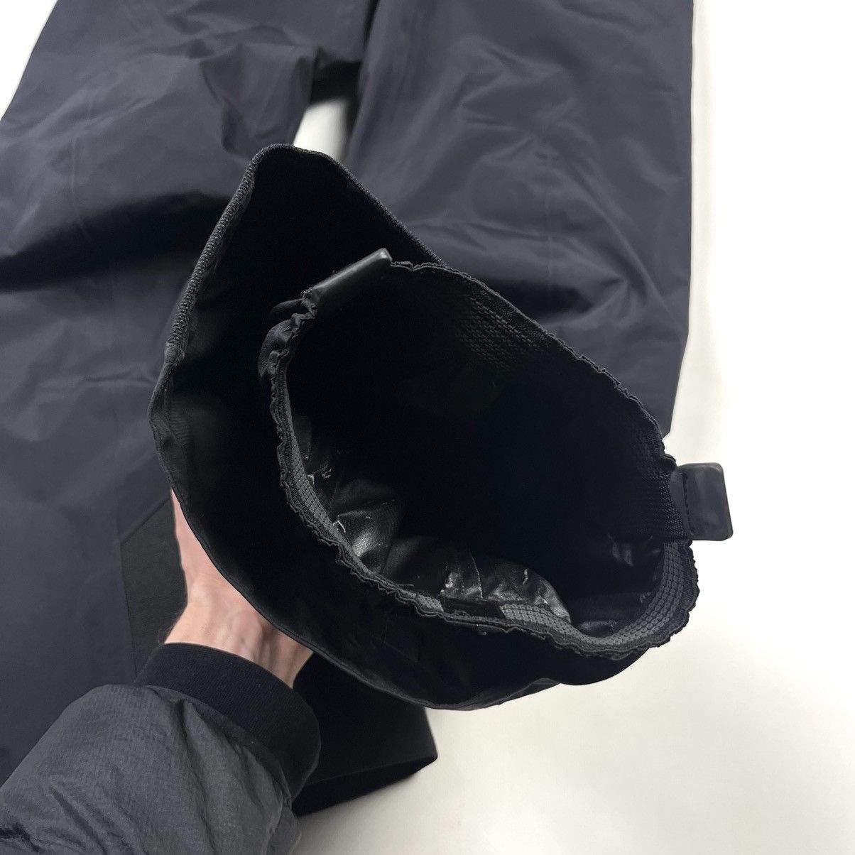 Arc'teryx × Goretex Arctery Women's Ravenna Soft Shell Pants Recco Size M Size 28" / US 6 / IT 42 - 13 Thumbnail