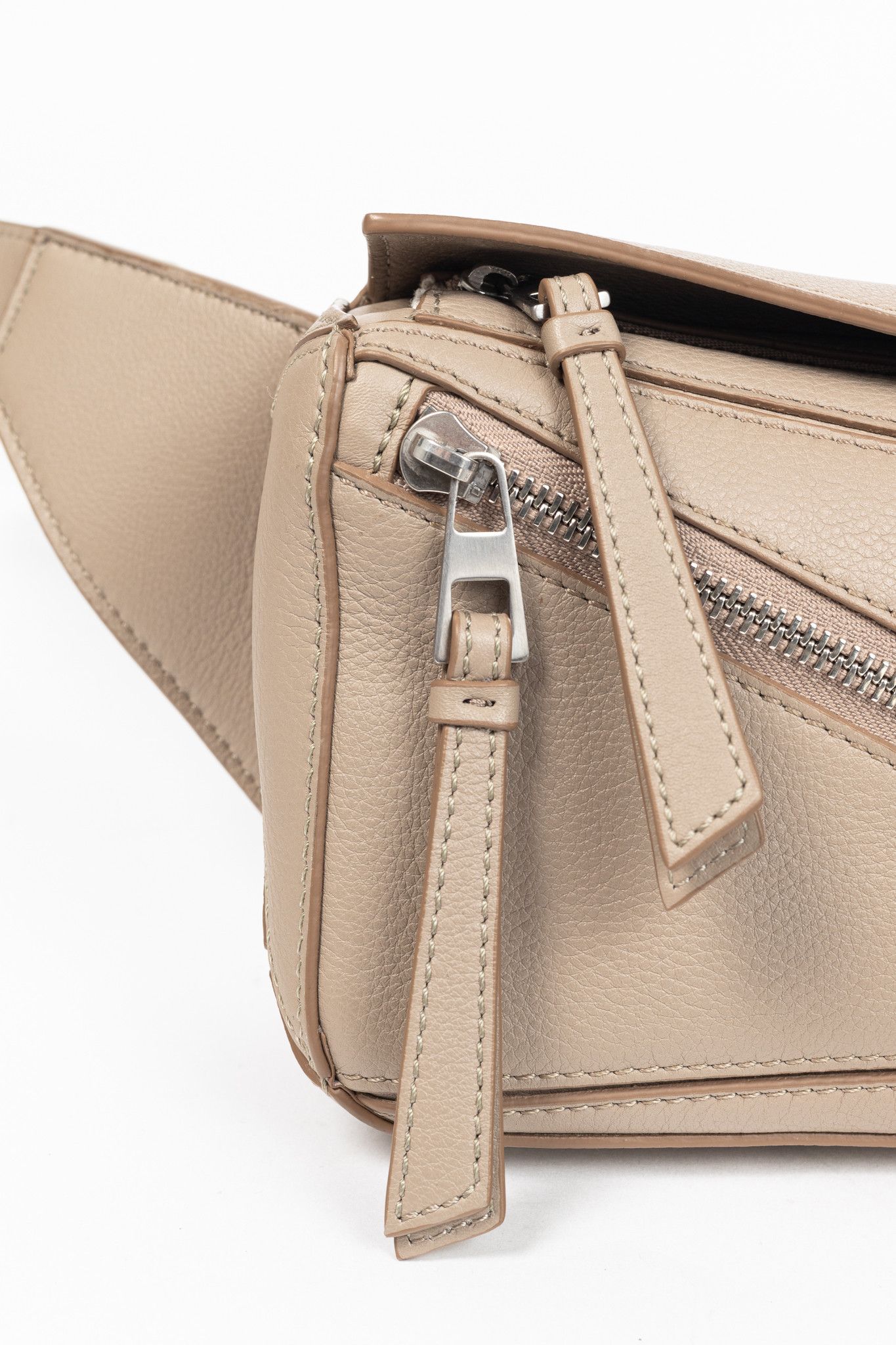 Loewe Loewe Mini Puzzle Sand Classic Calfskin Bumbag Size ONE SIZE - 11 Thumbnail