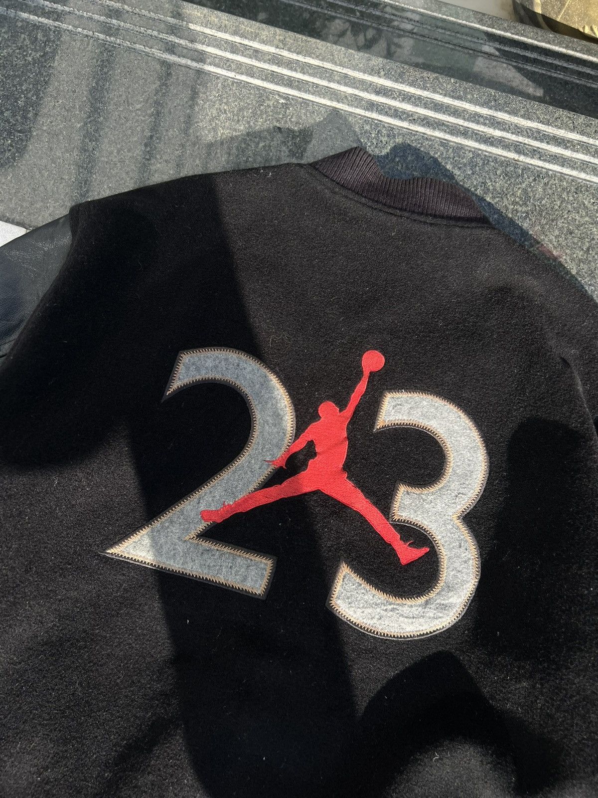 Nike 90s Nike Jordan Vintage OG Varsity Wool/Leather Jacket Size US L / EU 52-54 / 3 - 10 Thumbnail