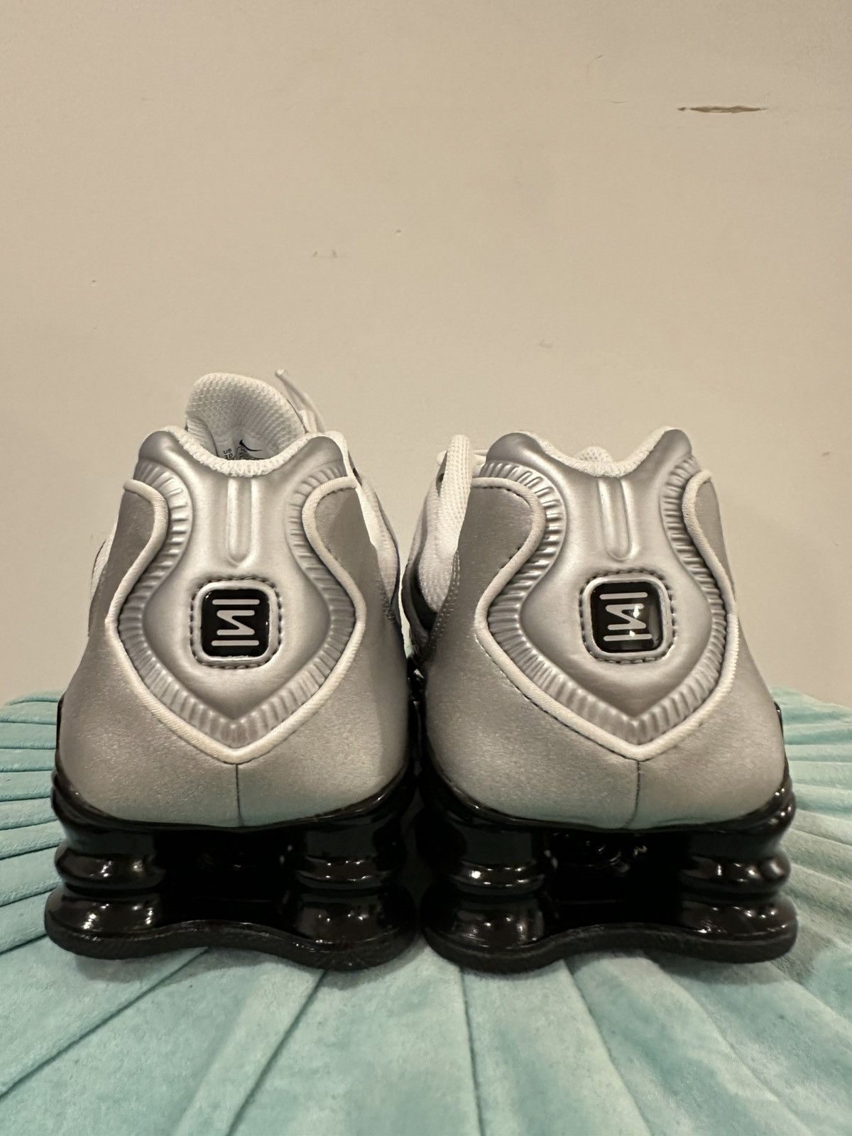 Nike Size 10 - Nike Shox TL Metallic Silver Black W Size US 10 / IT 40 - 4 Thumbnail