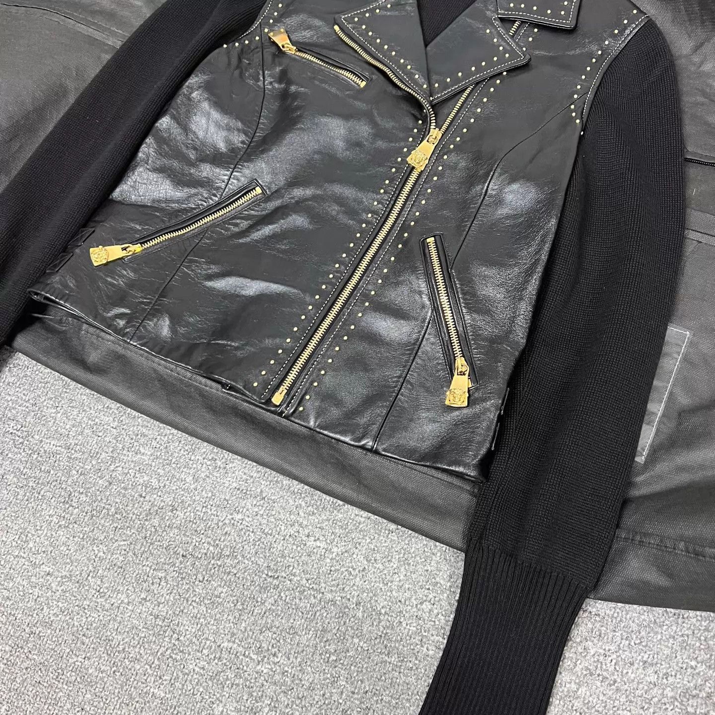 Versace Versace knit panel black gold leather biker jacket Size M / US 6-8 / IT 42-44 - 4 Thumbnail