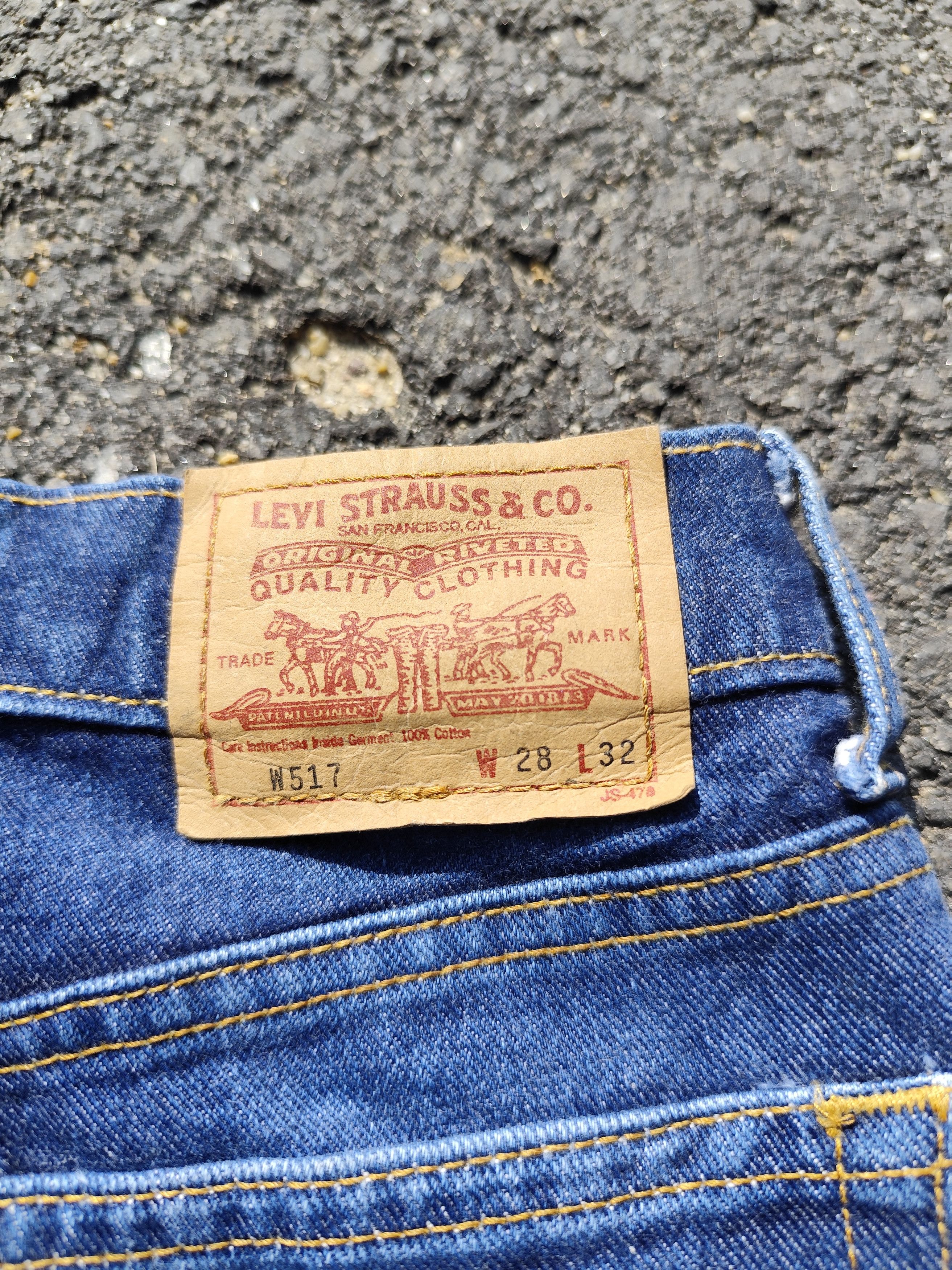 Levi's × Levi's Vintage Clothing × Vintage Vintage Levi's 517 Flare Bootcut Denim B_J/1124/6 Size 25" / US 0 / IT 36 - 13 Thumbnail