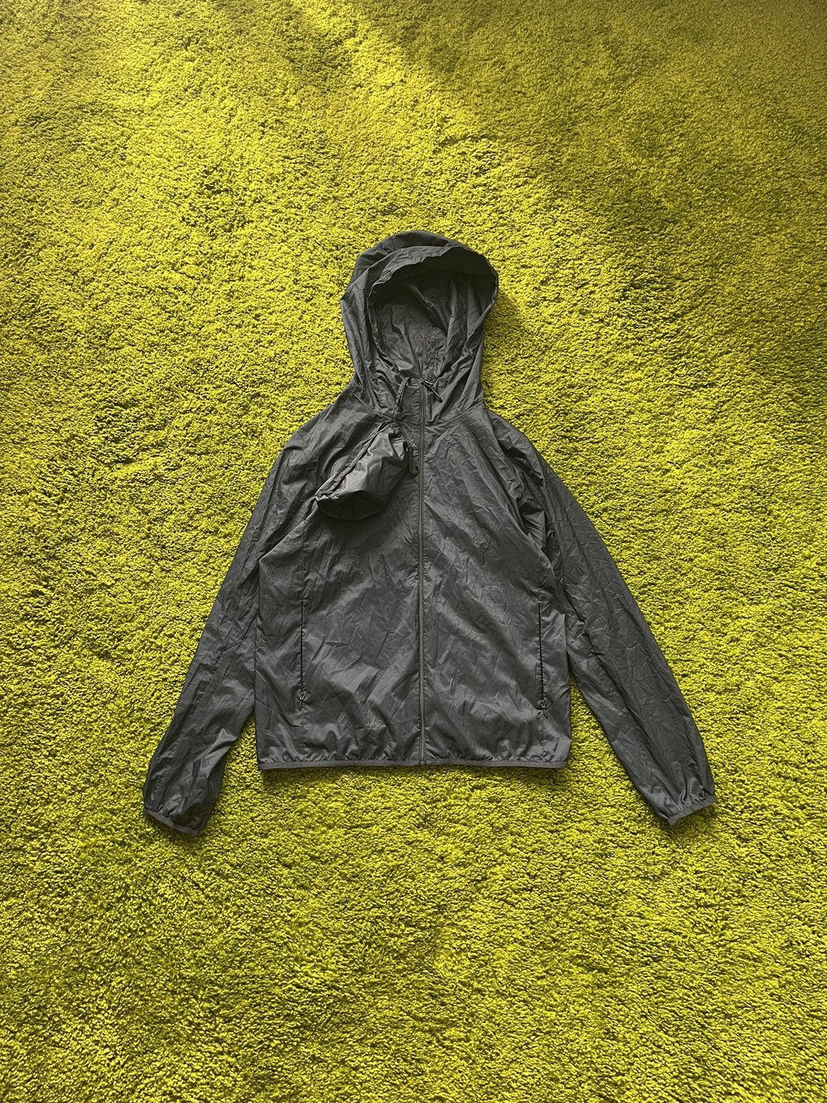 Japanese Brand × Uniqlo Uniqlo minimalist packable light jacket Size US S / EU 44-46 / 1 - 1 Thumbnail