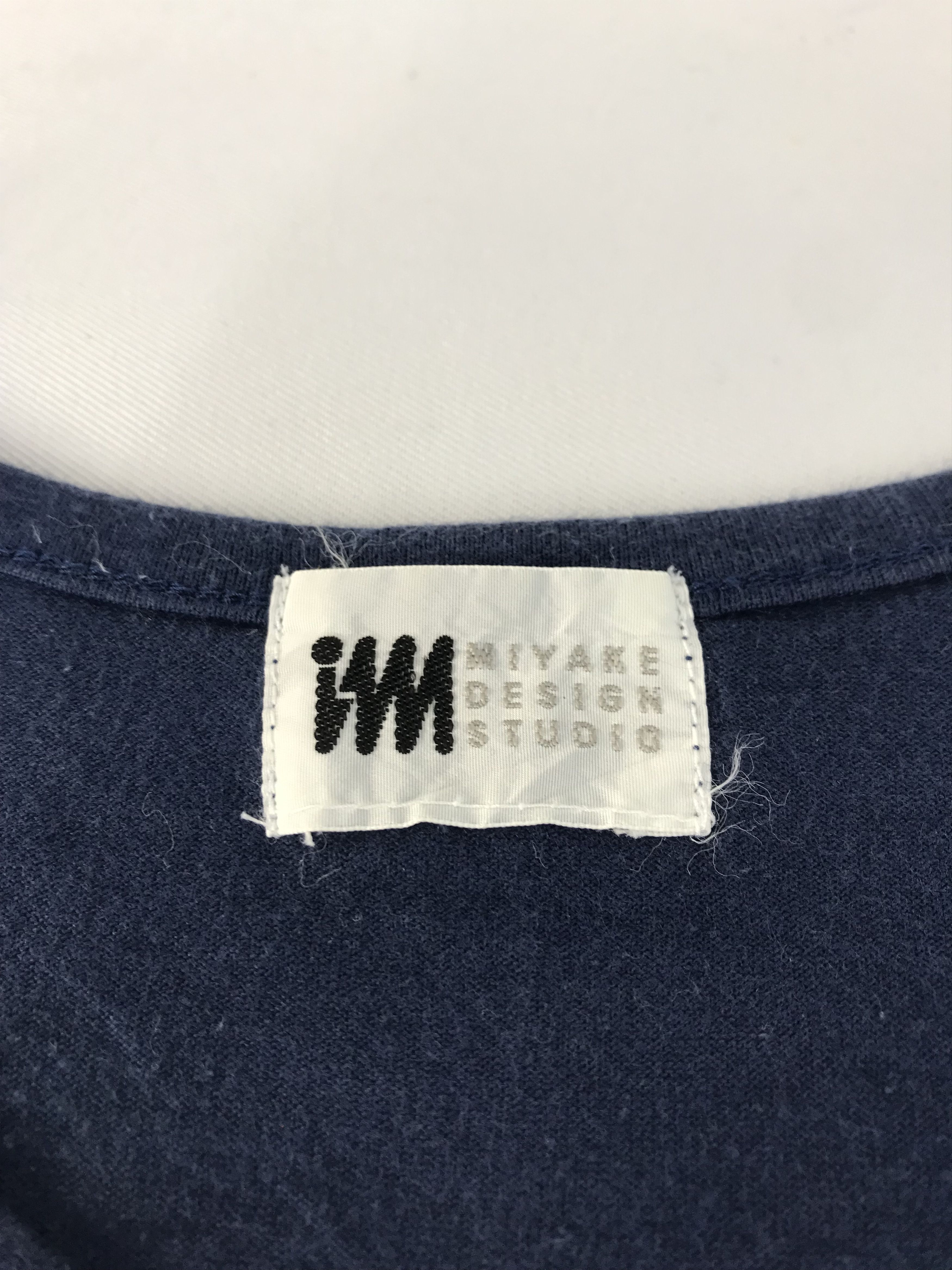 Issey Miyake 90s Issey Miyake Studio Henley Neck Minimalist Tee Size US M / EU 48-50 / 2 - 4 Thumbnail