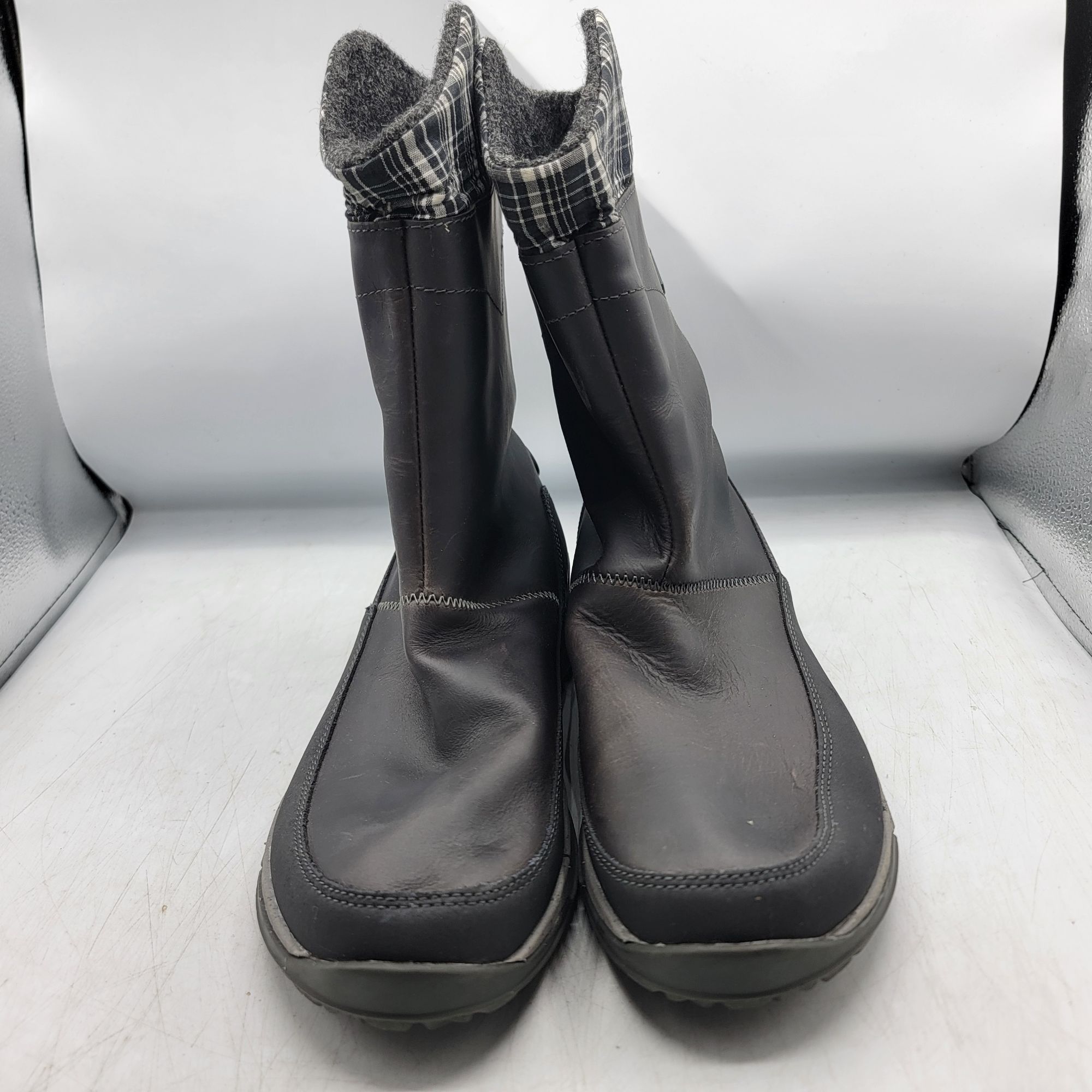 Chaco Borealis Womens 9 Black Boots Waterproof Casual Outdoo