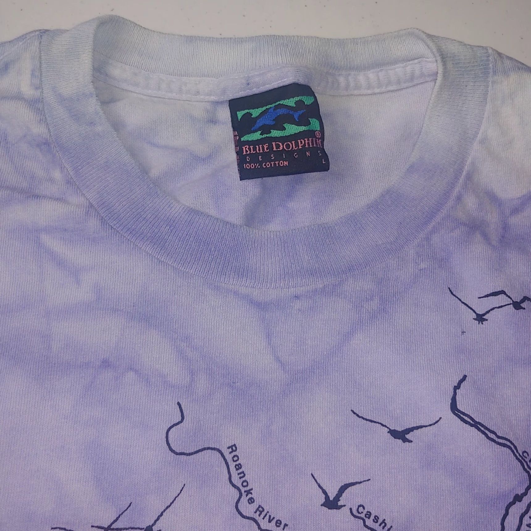 Vintage VINTAGE Blue Dolphin Designs Outer Banks Shirt Large Ocean Map Tie Dye Short Sleeve T-Shirt Mens Large Blue All Over Print OBX Beach North Carolina Size US L / EU 52-54 / 3 - 6 Thumbnail