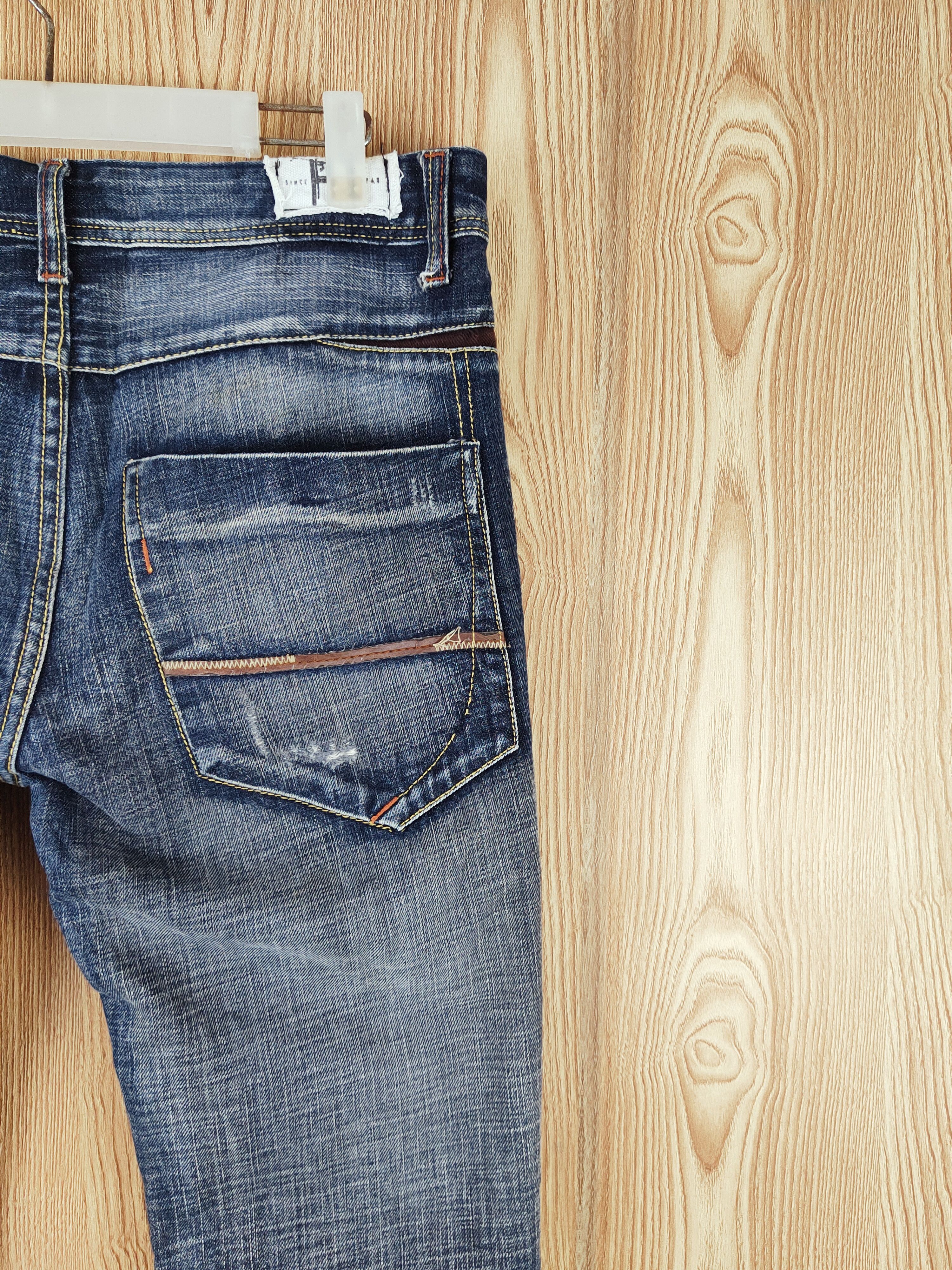 Hang Ten Hang Ten Dark Blue Distressed Ripped Jeans #S2704 Size US 33 - 11 Thumbnail