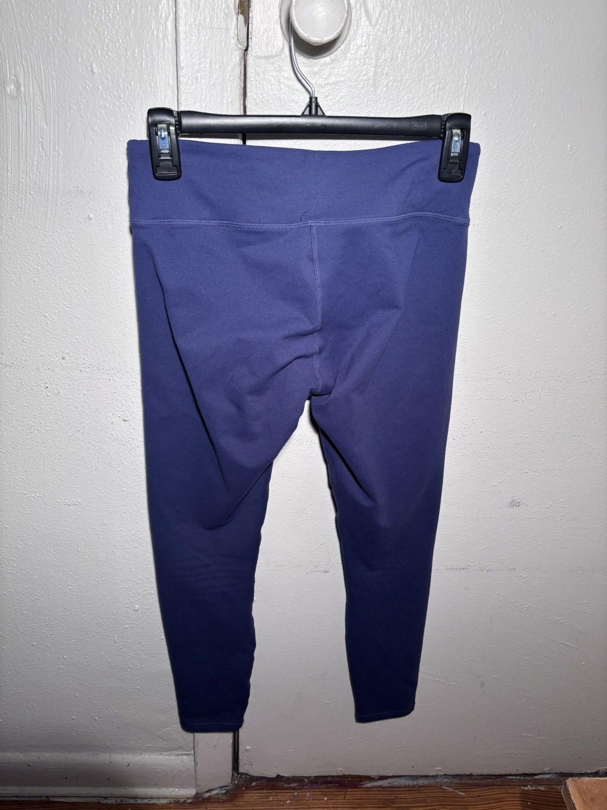 Fabletics Powerhold by Fabletics Leggings Size 27" / US 4 / IT 40 - 7 Thumbnail