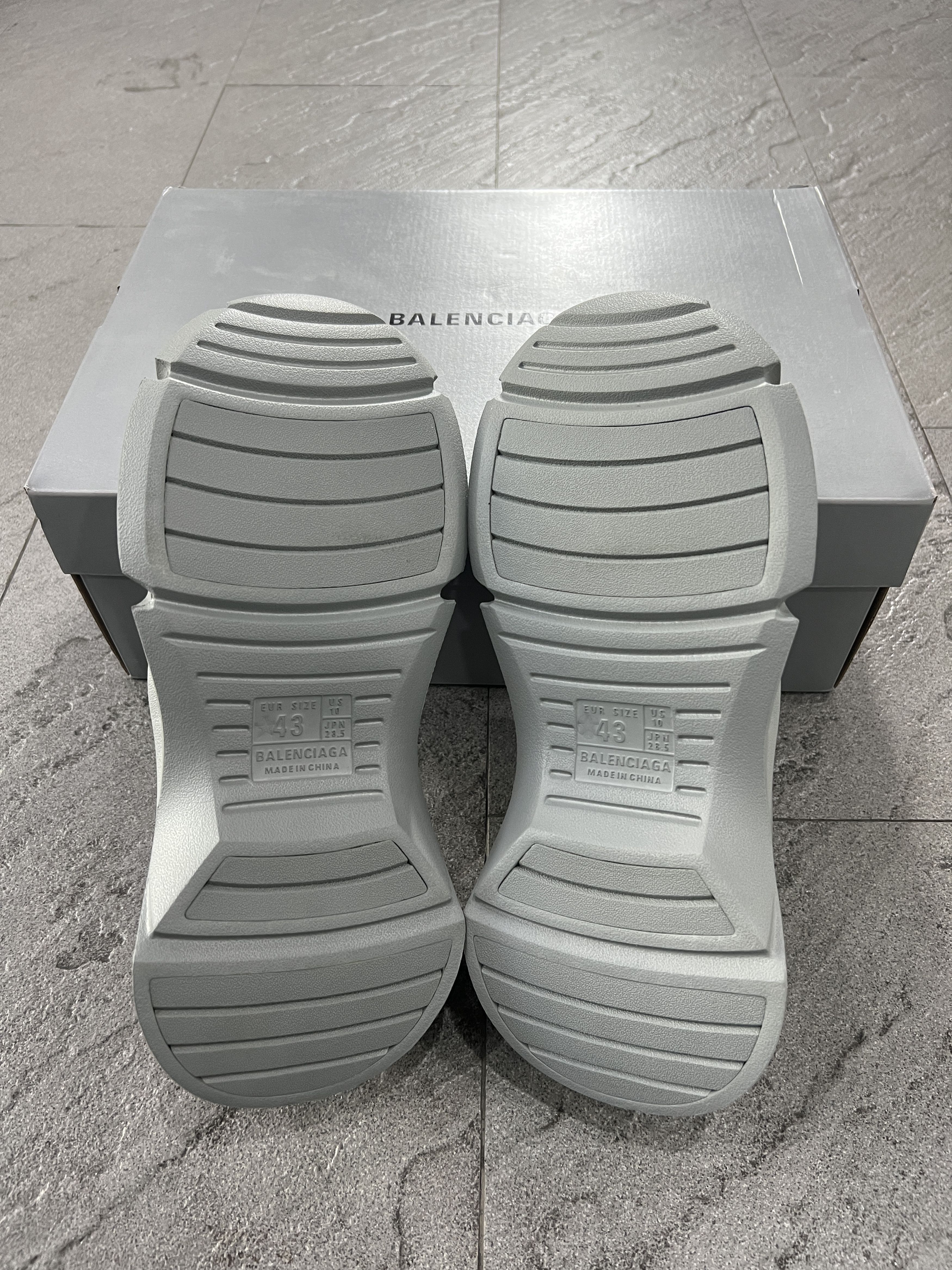 Balenciaga Balenciaga Mold Closed Grey EU43 New w/ Box Size US 10 / EU 43 - 5 Thumbnail