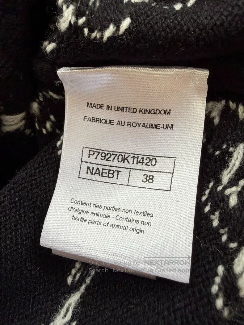 Chanel Chanel Black mother-of-pearl buckle cashmere cardigan coat Size XS / US 0-2 / IT 36-38 - 5 Thumbnail