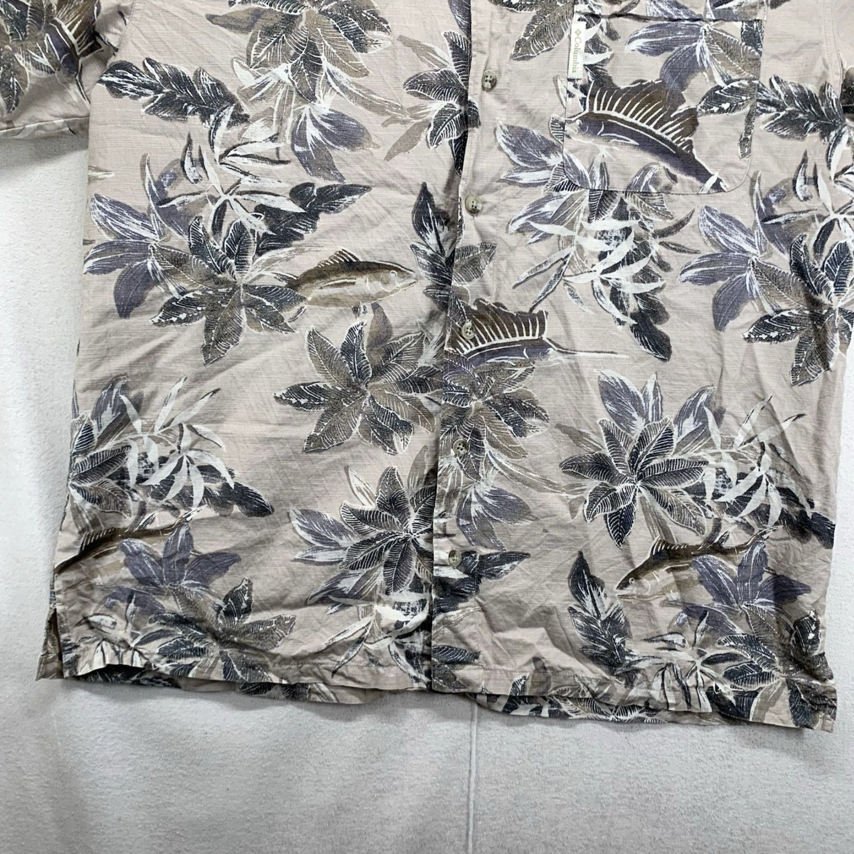Vintage Columbia Hawaiian Shirt Men L Beige Short Sleeve Button-Up Floral Hidden Sailfish Embroidered 50 in Chest Size US L / EU 52-54 / 3 - 5 Thumbnail