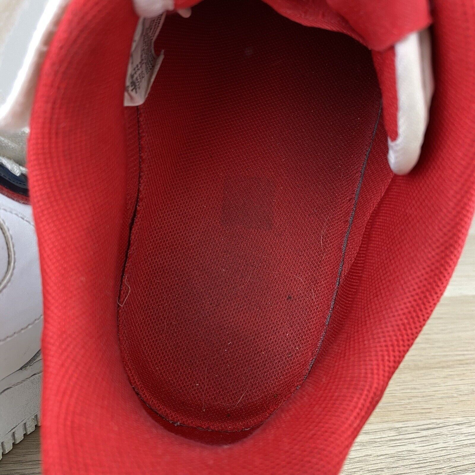 Nike Nike Mens White Red Air Force 1 Shoes Size 10 Used Size US 10 / EU 43 - 16 Thumbnail