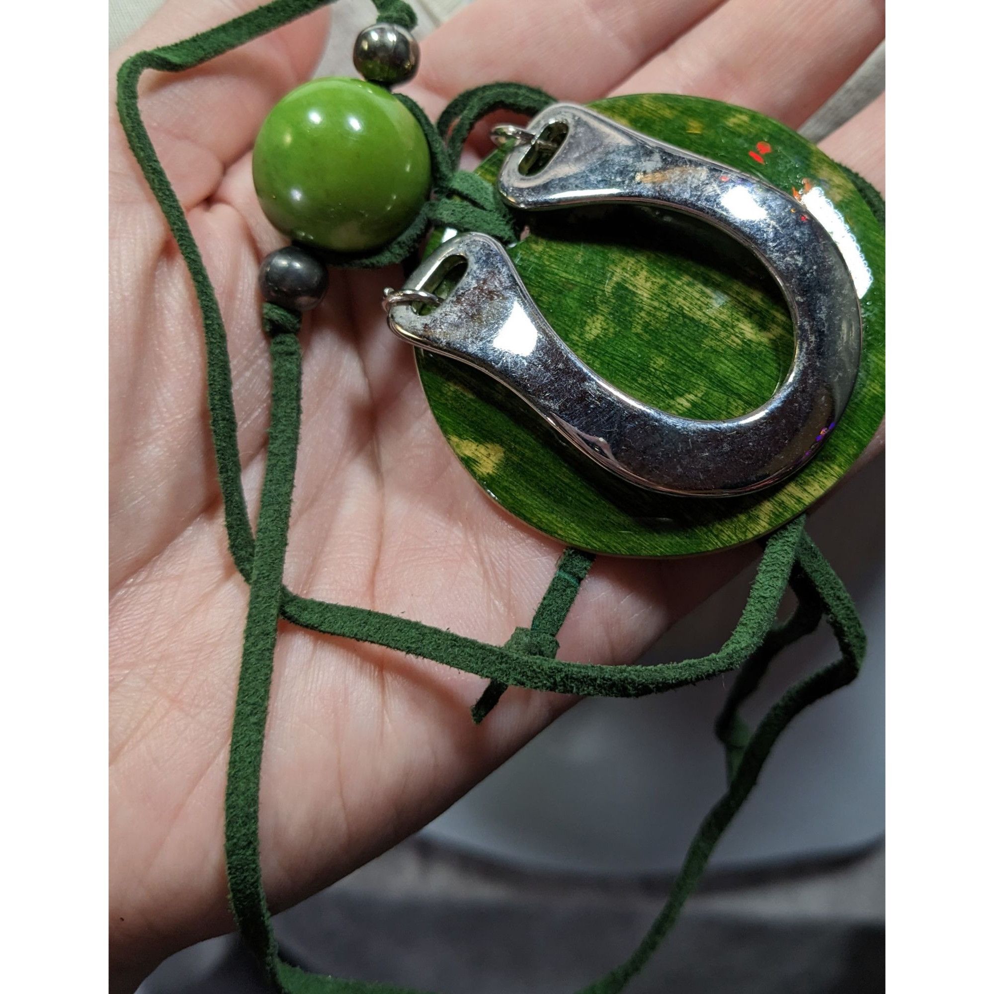 Other Unique Abstract Horse Shoe Accented Green And Silver Tone Ne Size ONE SIZE - 5 Thumbnail