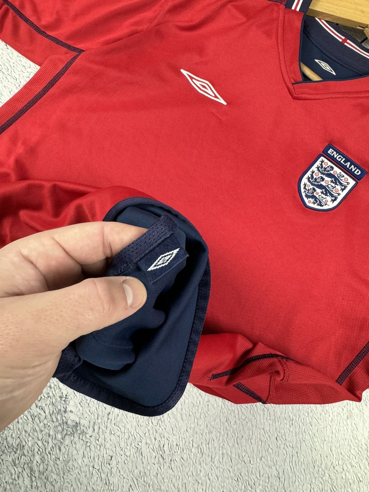 Umbro England National Team 2002 Away Umbro Soccer Jersey Blokcore Size US XL / EU 56 / 4 - 8 Thumbnail