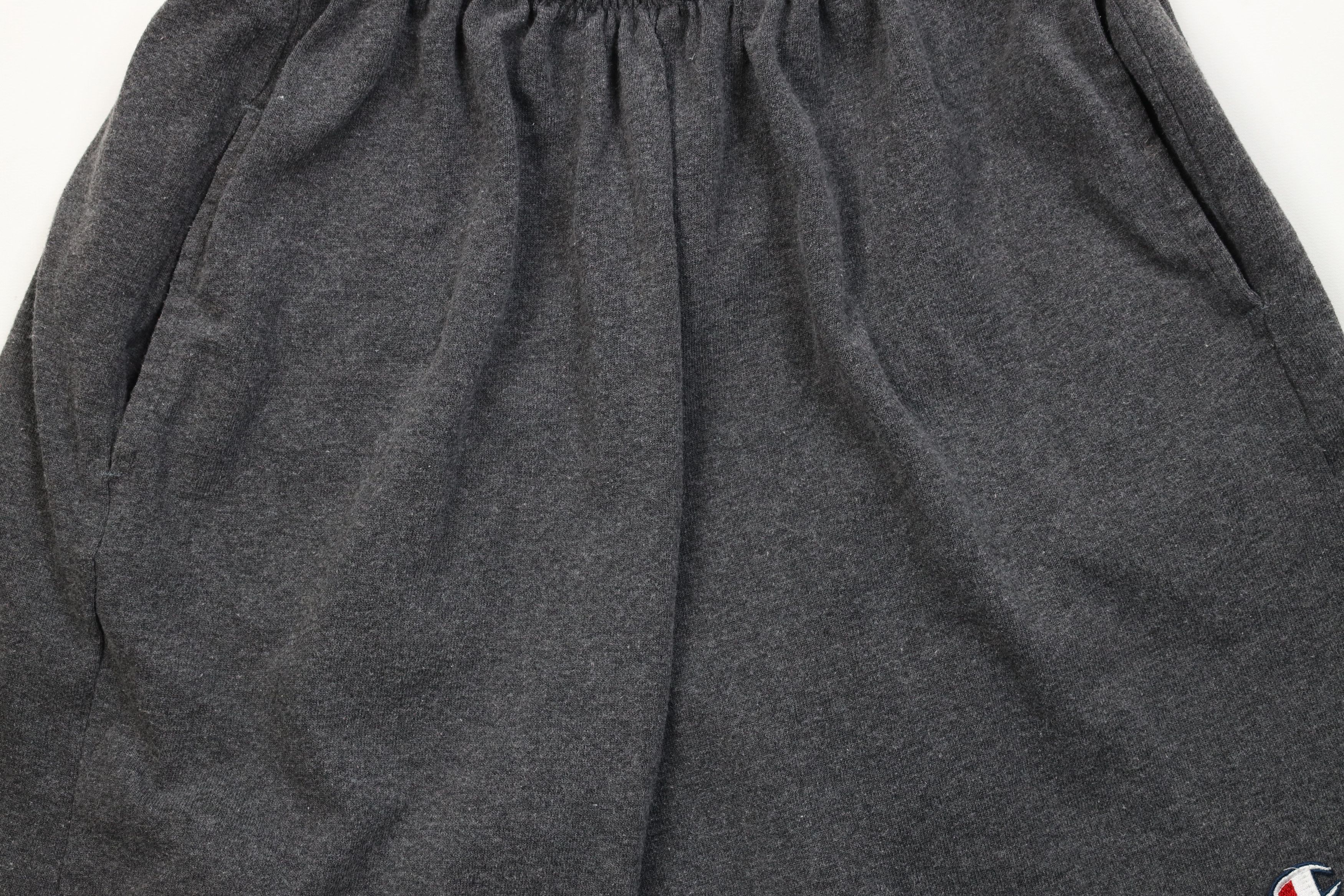 Champion Vintage 90s Champion Heavyweight Above Knee Shorts Gray Size US 34 / EU 50 - 3 Thumbnail