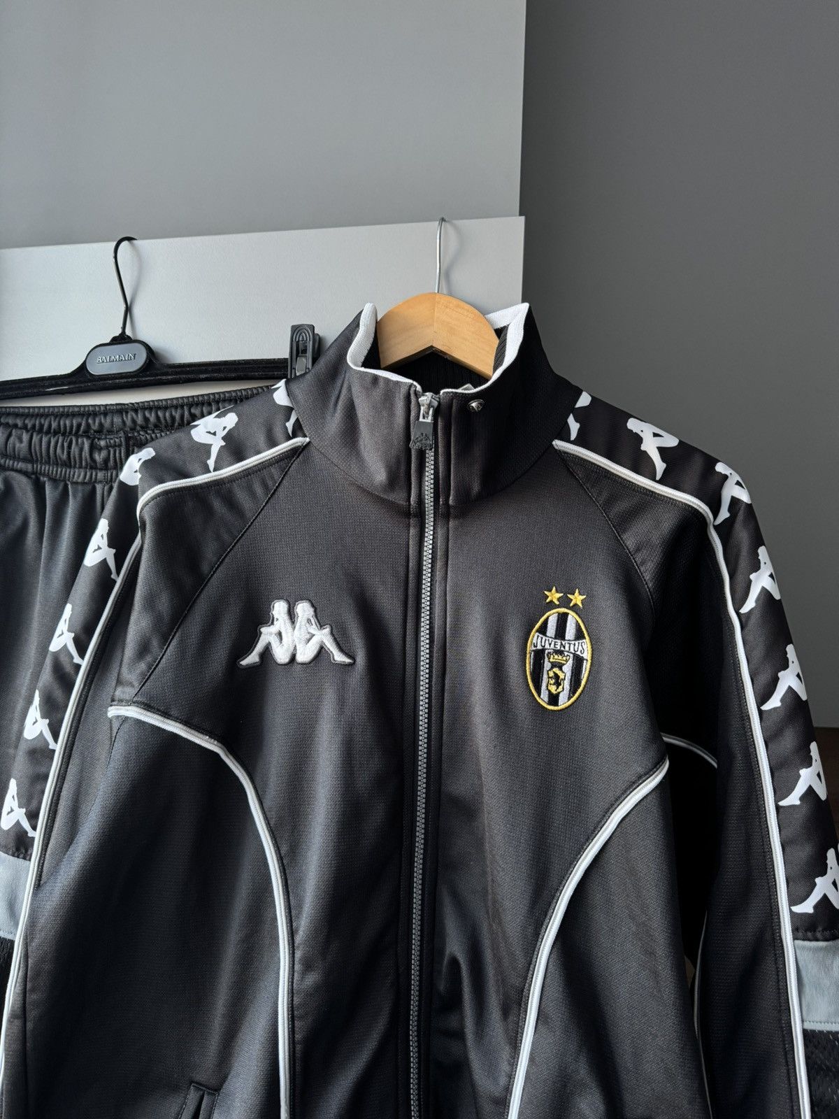 Kappa 1995/1996 Kappa FC Juventus Suit Jacket/Sweatpants Vintage Size US XL / EU 56 / 4 - 2 Thumbnail