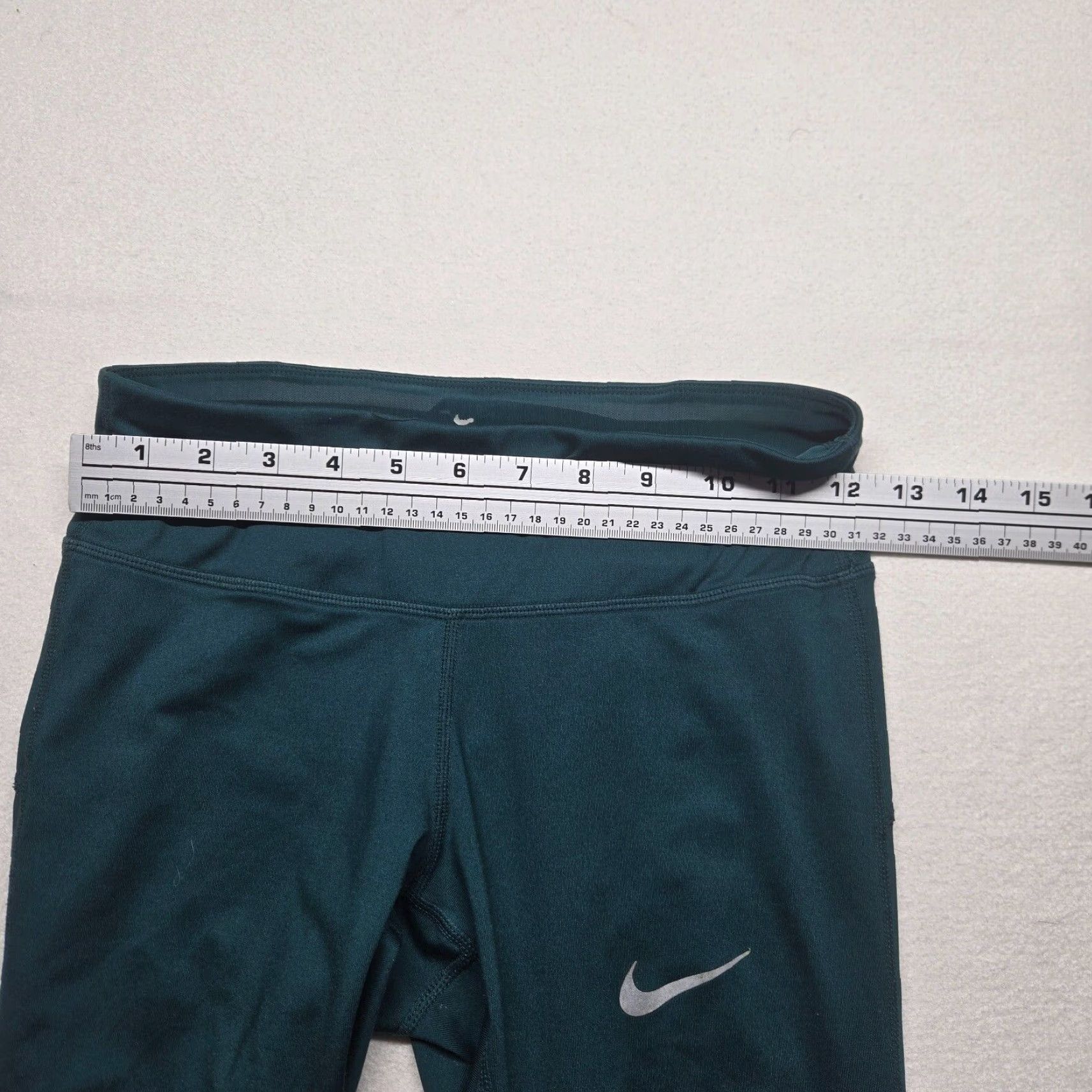 Nike Nike Capri Leggings Yoga Pants Green Stretch Dri-Fit Adult Womens XS Extra Small Size 26" / US 2 / IT 38 - 4 Thumbnail