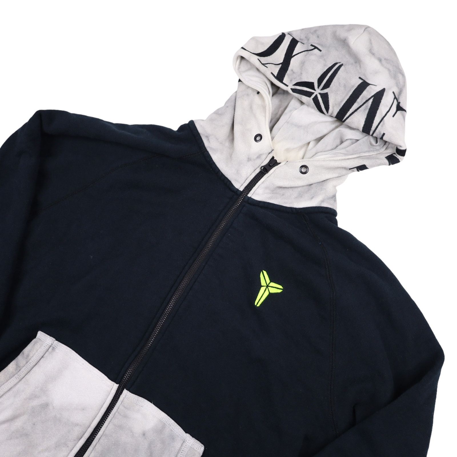 Nike × Vintage Vintage Nike Kobe Bryant MCMXCVI Mamba Hoodie Size US M / EU 48-50 / 2 - 2 Thumbnail