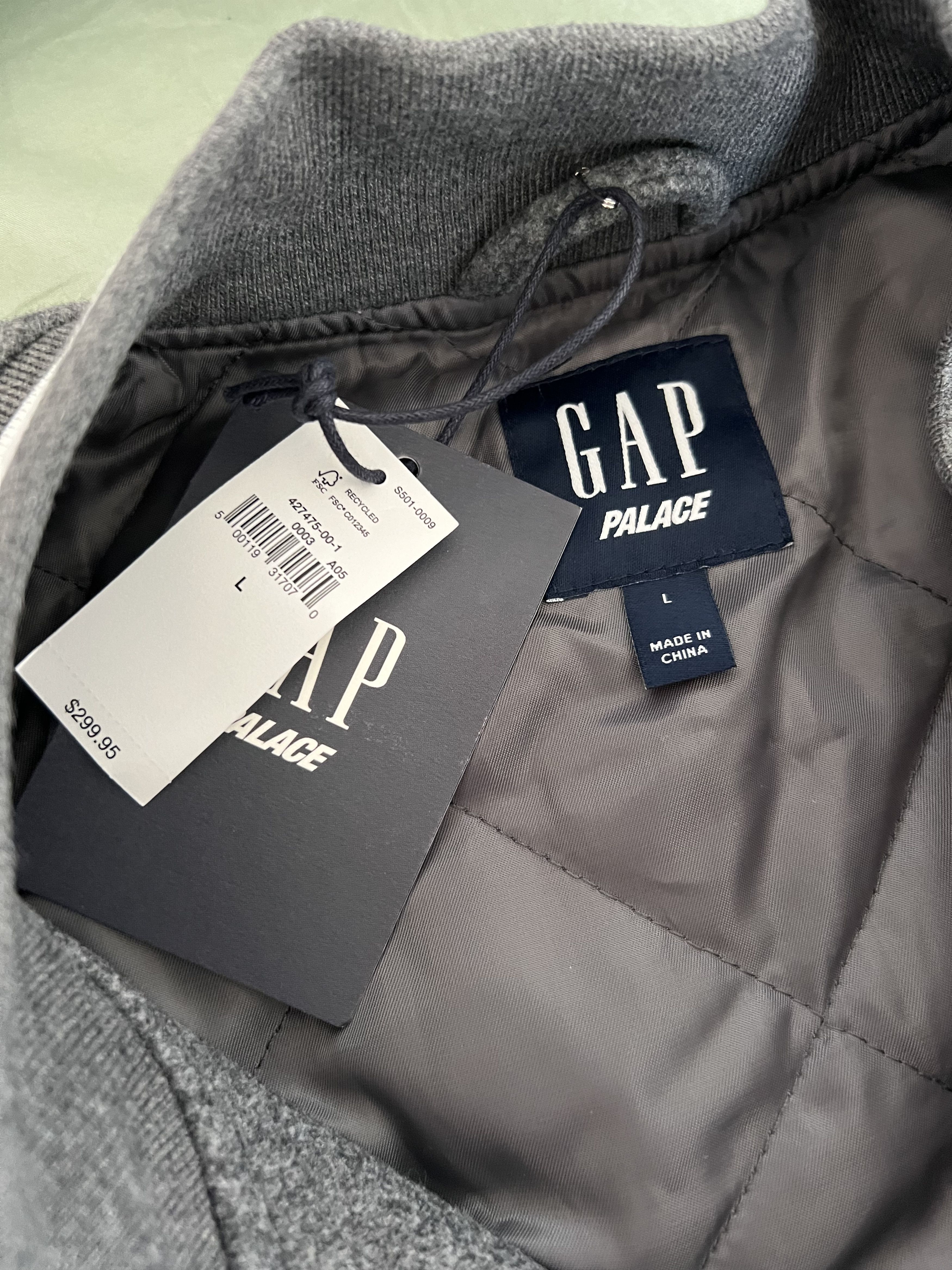 Gap × Palace Gap Palace Varsity Jacket in Grey Size US L / EU 52-54 / 3 - 9 Thumbnail