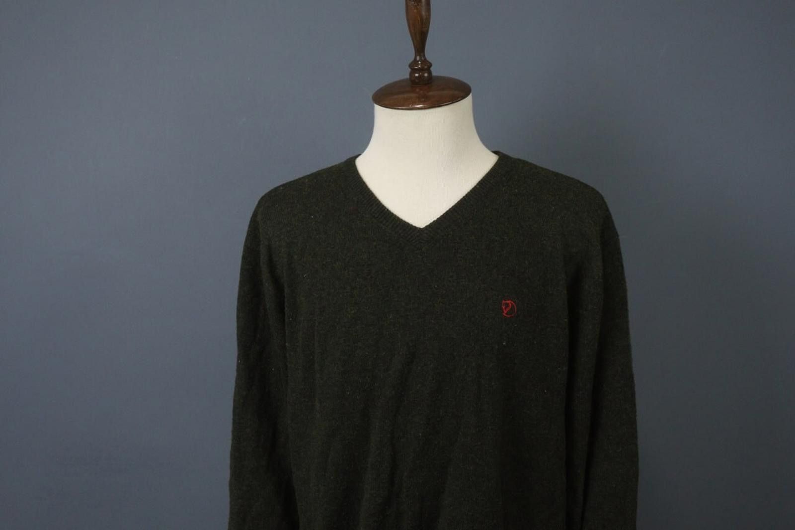 Fjallraven Fjällräven Green 100% Wool Knitted V-Neck Sweater Size 2XL Size US XXL / EU 58 / 5 - 2 Thumbnail