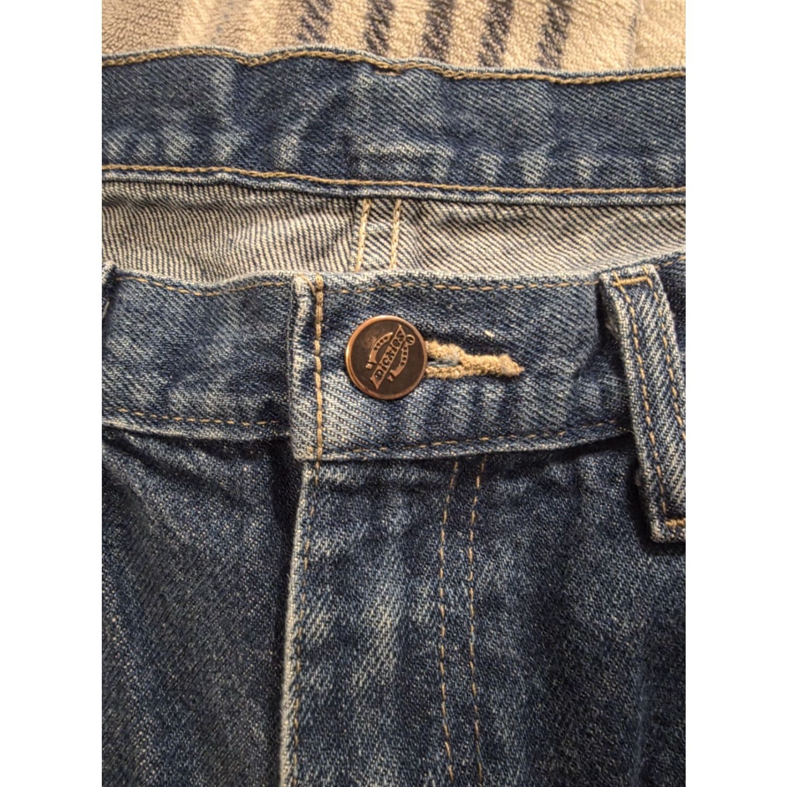 Dickies VINTAGE Dickies Double Knee Carpenter Denim Jeans Men 32x32 Blue Grunge Straight Relaxed Mid Rise 32in Inseam Size US 32 / EU 48 - 6 Thumbnail