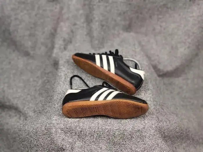 Adidas Vintage Adidas Originals Rekord Black Leather Sneaker Y2K Size US 6 / EU 39 - 2 Thumbnail