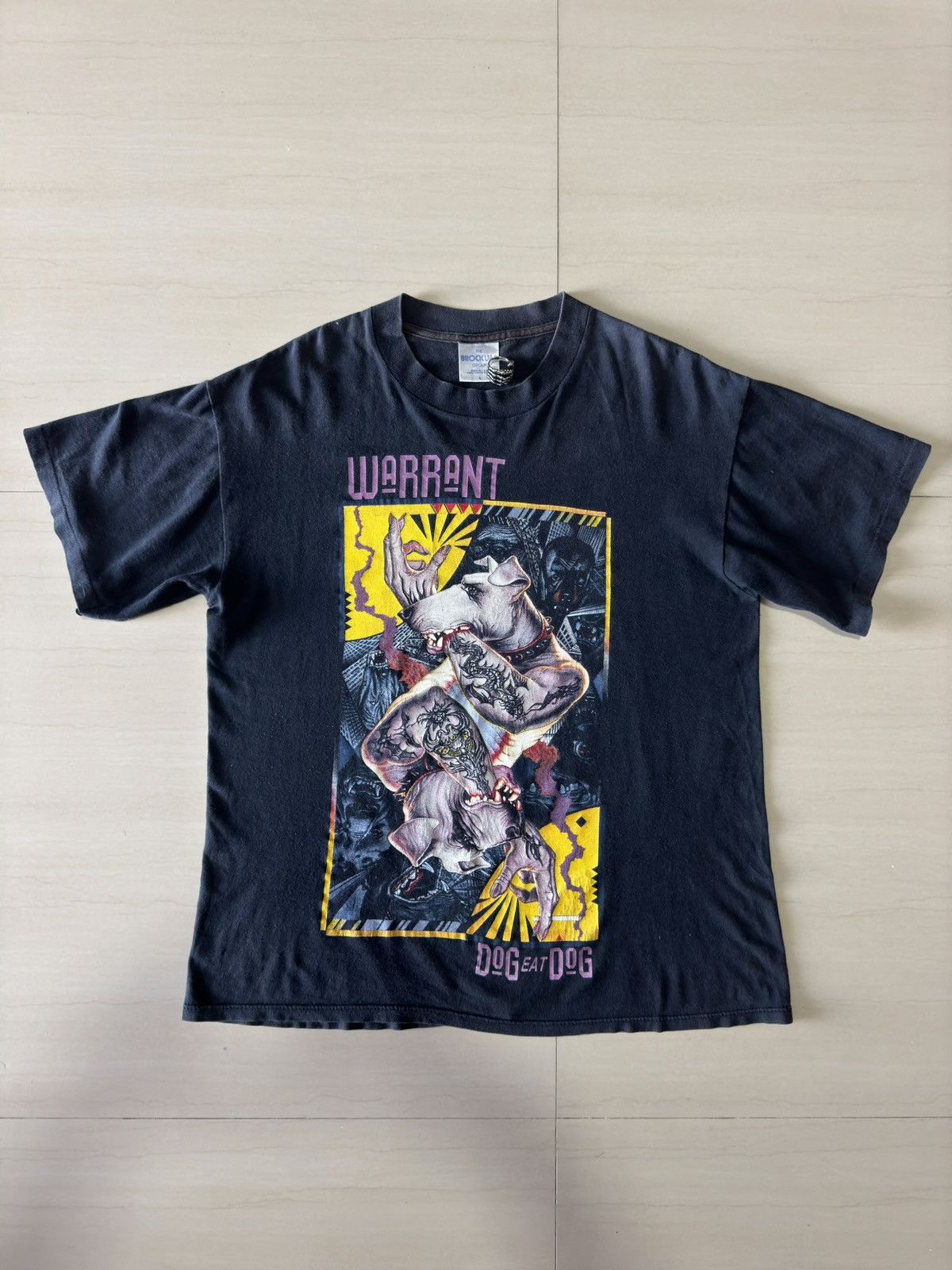 Band Tees 1992-1993 Warrant Dog Eat Dog World Tour 90s Brockum Shirt Size US L / EU 52-54 / 3 - 3 Thumbnail