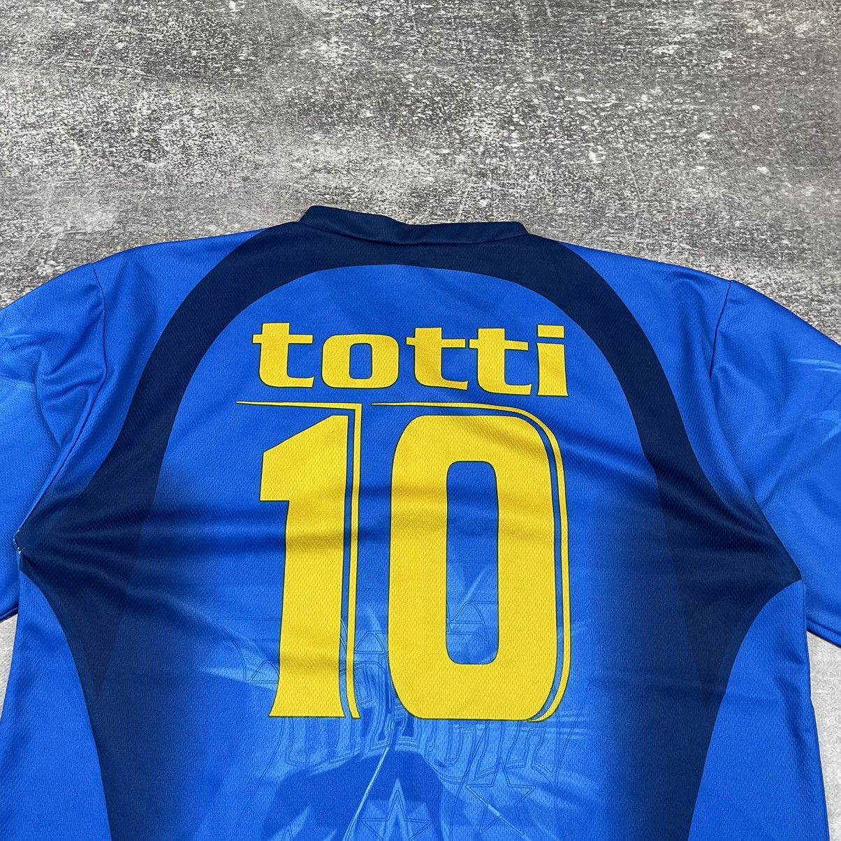 Vintage Vintage Bootleg Totti 10 Football Jersey Size US XL / EU 56 / 4 - 13 Thumbnail