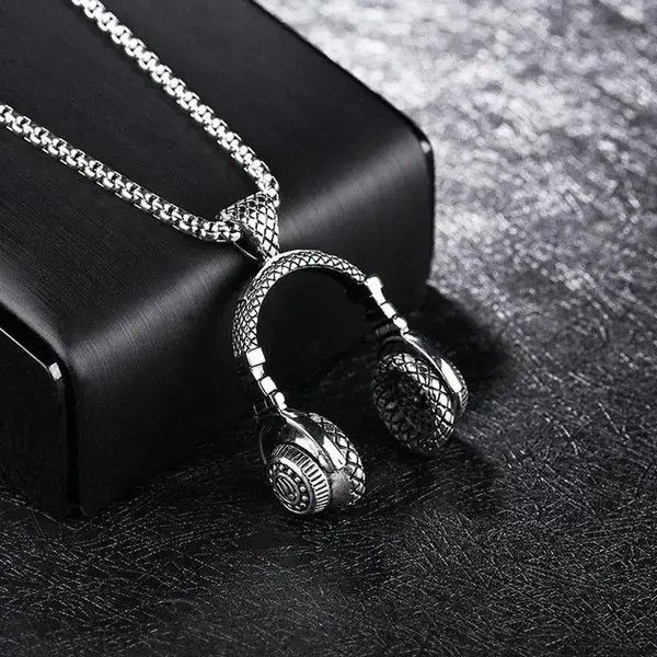 Japanese Brand Dj Music Headphones Necklace Size ONE SIZE - 1 Thumbnail