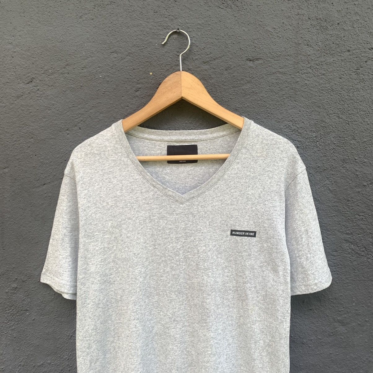 Number (N)ine Thrashed number nine v neck tee Size US L / EU 52-54 / 3 - 2 Thumbnail