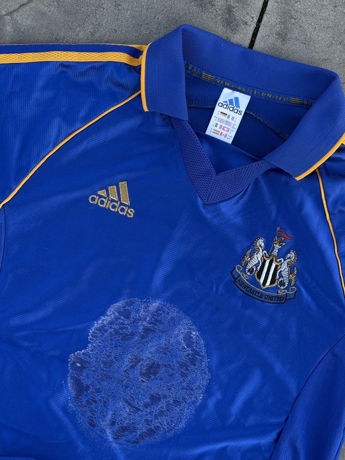 Adidas Newcastle United Away Football Shirt 1998/99 Adidas Jersey Size US S / EU 44-46 / 1 - 3 Thumbnail