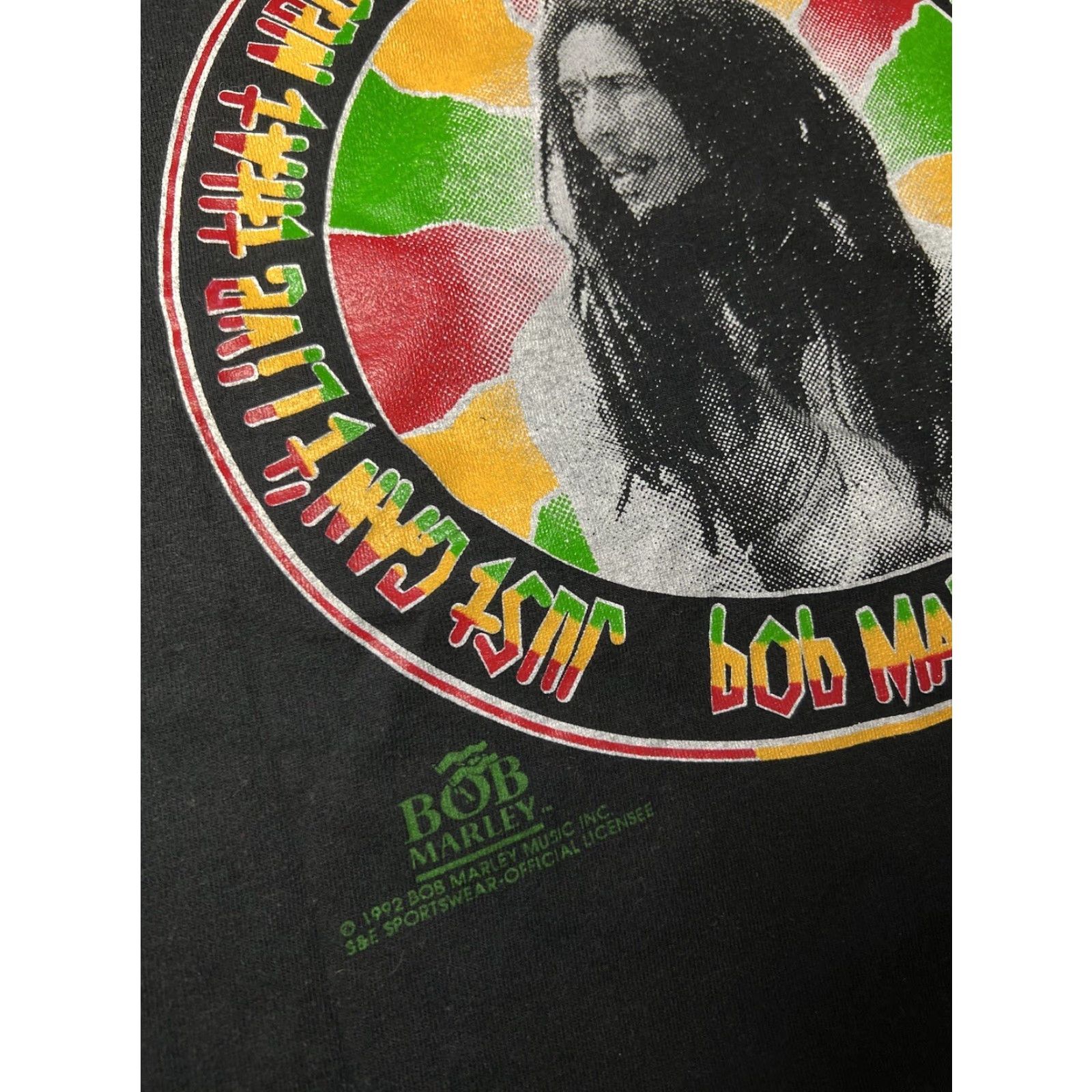 Vintage VINTAGE Bob Marley S&E Sportswear T-Shirt Mens L Black Lyric 1992 Positive Vibration Music Shirt Size US L / EU 52-54 / 3 - 4 Thumbnail
