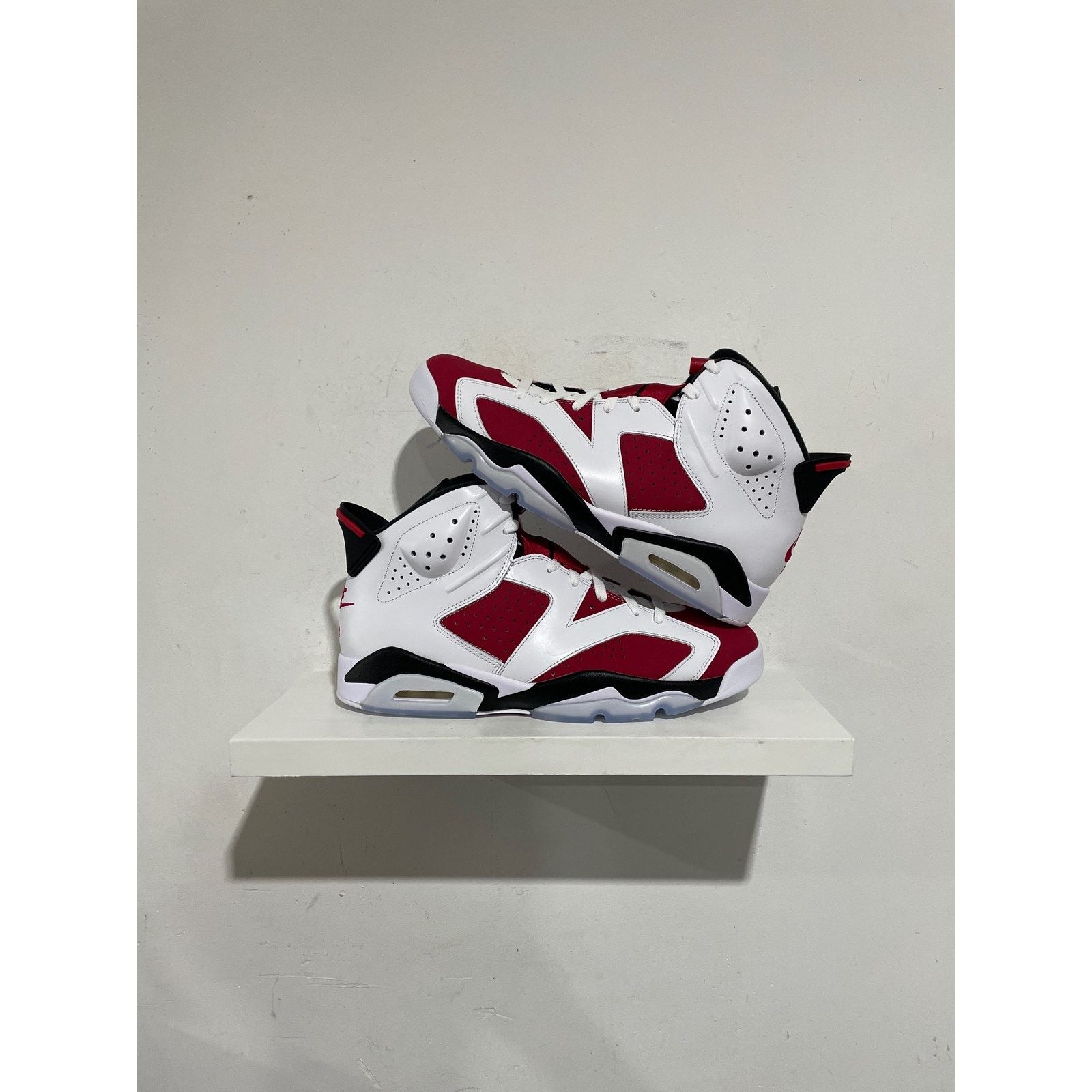 Nike NIKE JORDAN 6 CARMINE 2021 SIZE 11.5 NEW Size US 11.5 / EU 44-45 - 1 Thumbnail