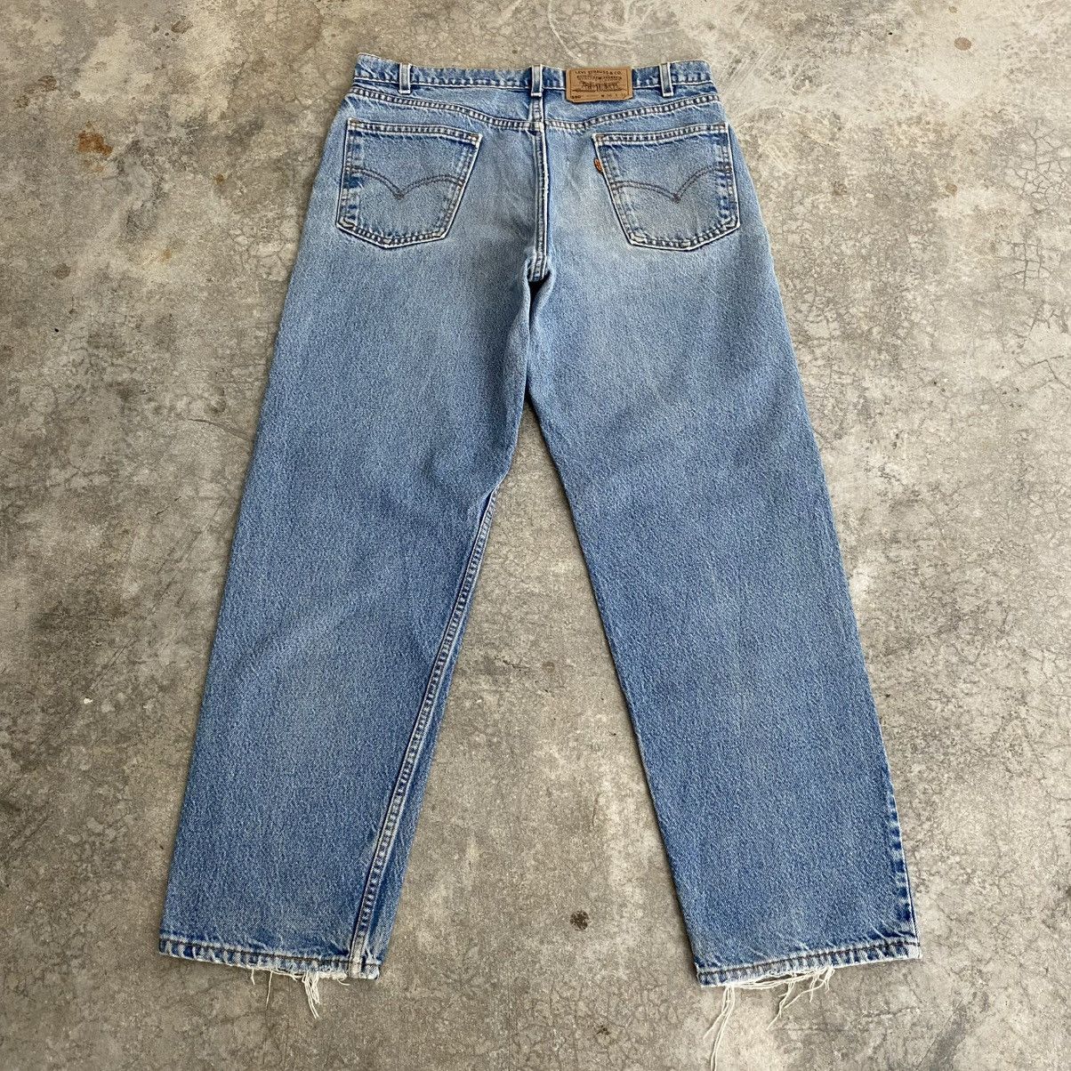 Levi's VTG 1996 Levis 550 Orange Tab Relaxed Fit Faded Blue Jeans Size US 35 - 11 Thumbnail