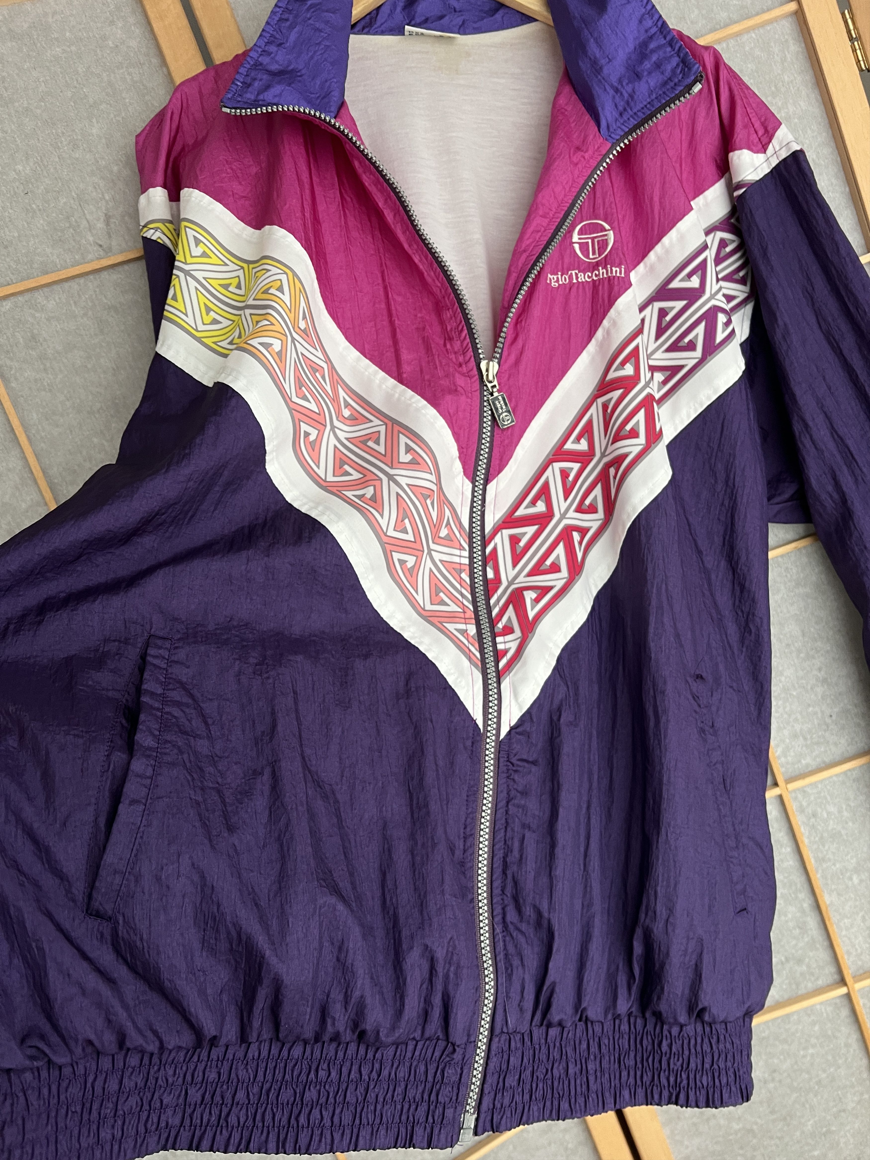 Sergio Tacchini Sergio Tacchini vintage 80s 90s nylon track top retro jacket Size US L / EU 52-54 / 3 - 18 Thumbnail