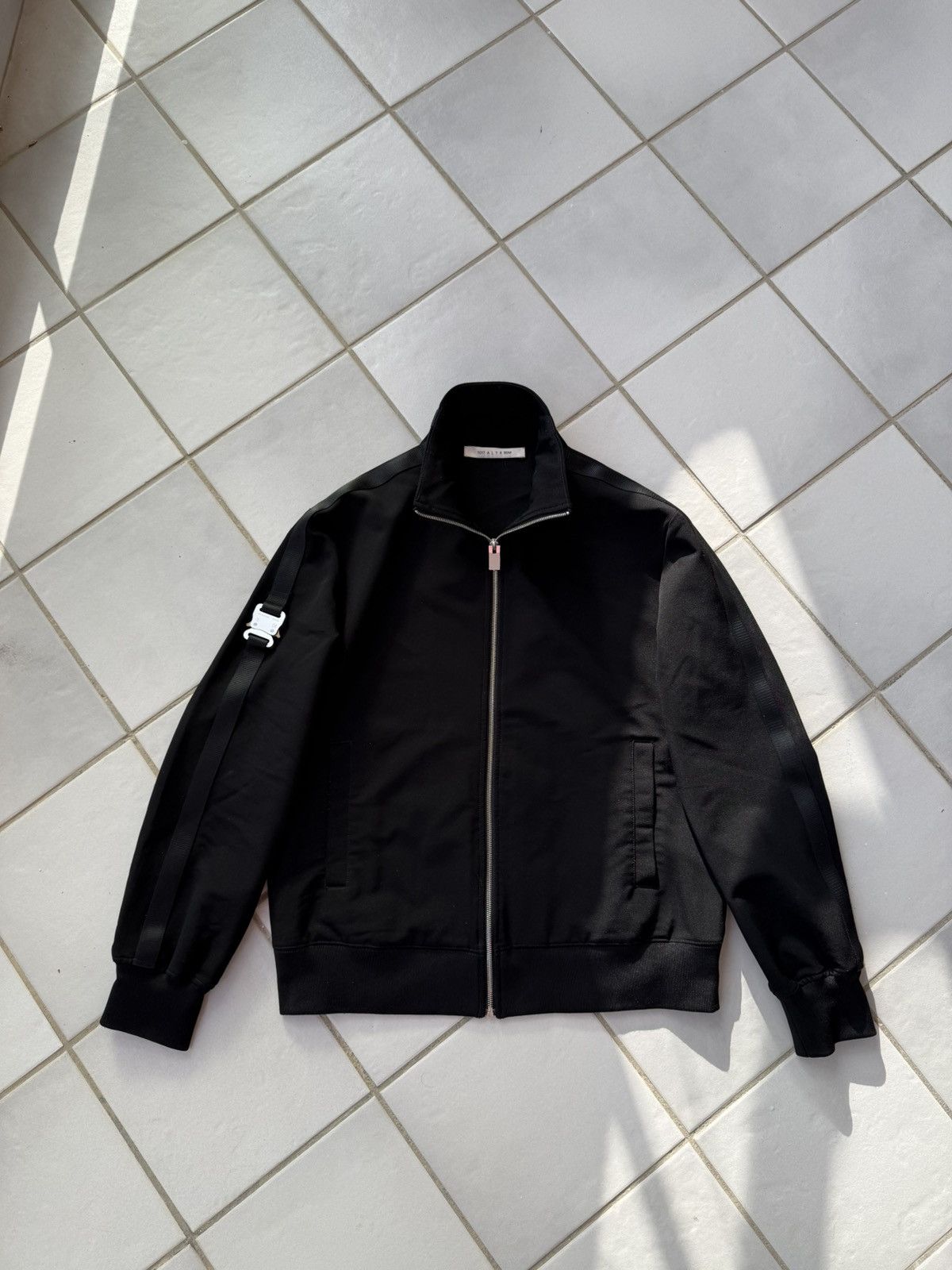 1017 ALYX 9SM 1017 ALYX 9SM Buckle track jacket Size US XL / EU 56 / 4 - 3 Thumbnail