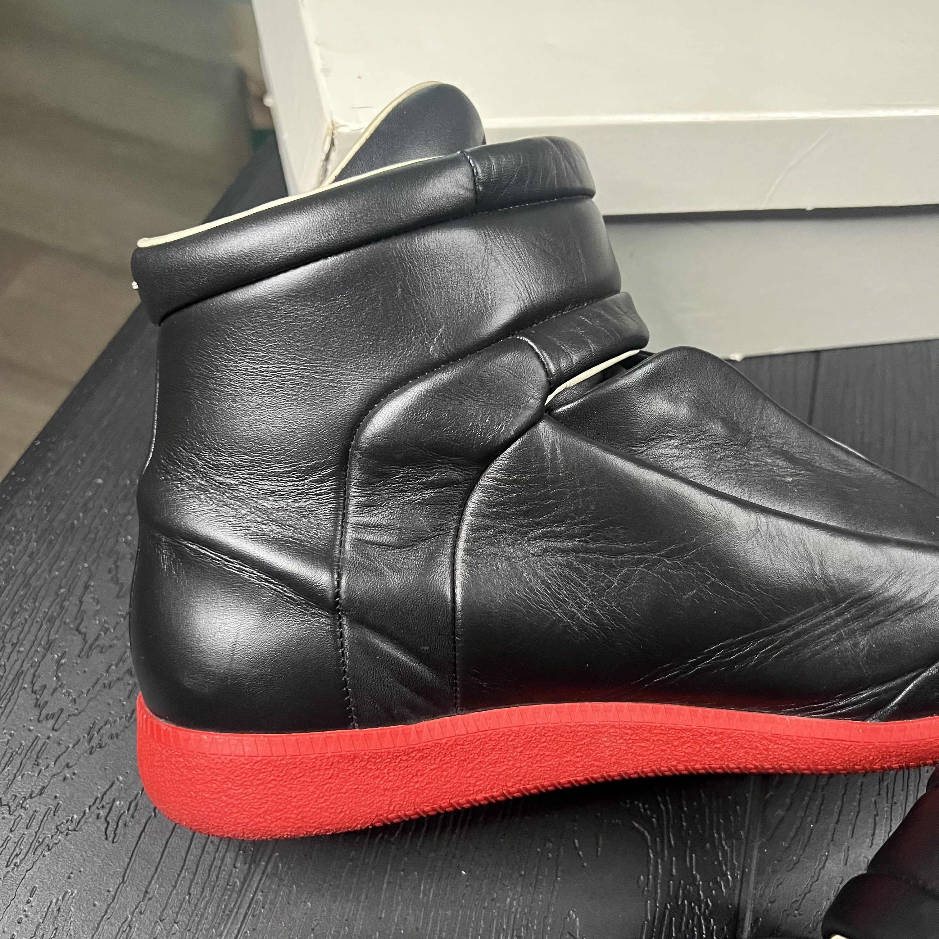 Maison Margiela Maison Margiela Future Black Red Size US 13 / EU 46 - 8 Thumbnail