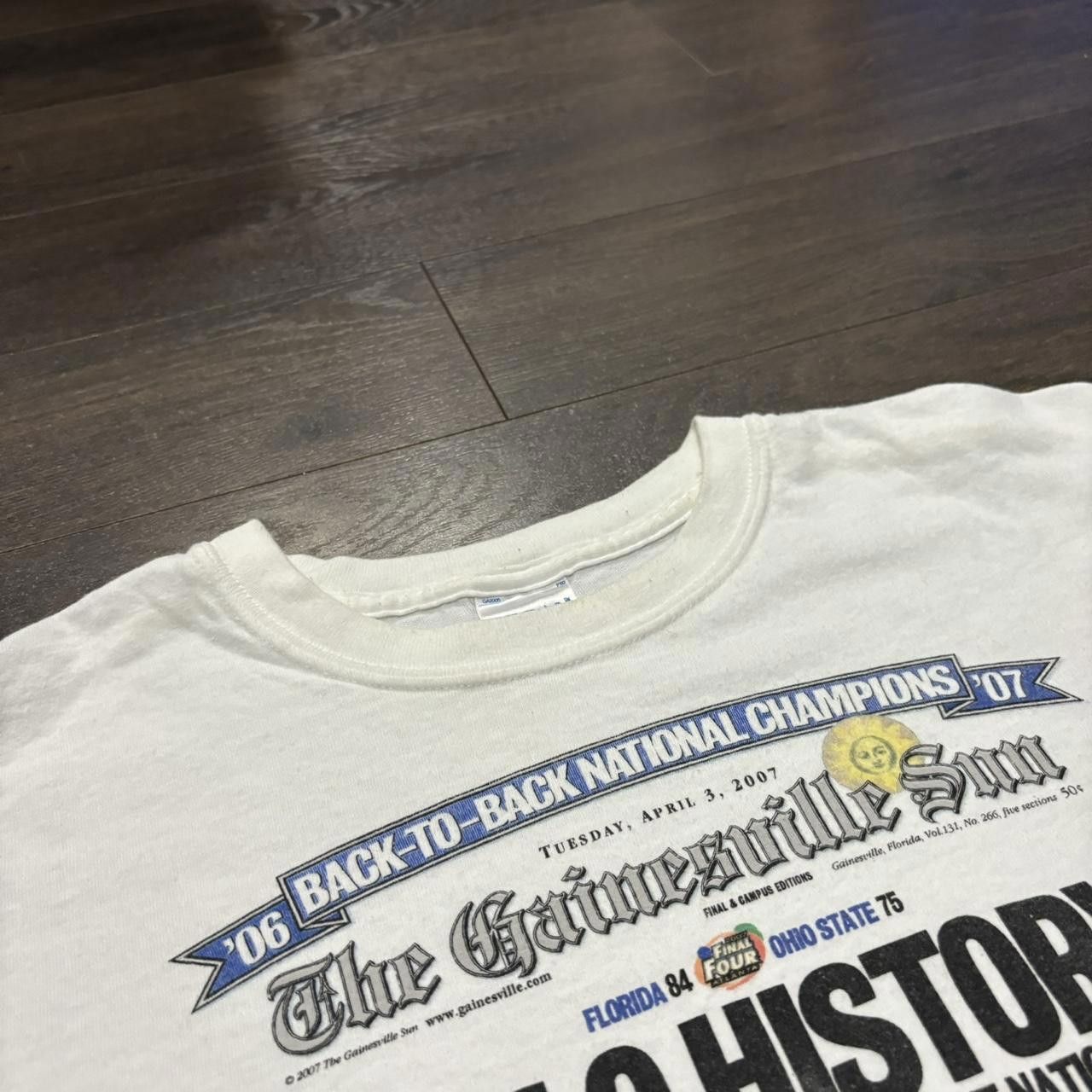 Designer Vintage Hello History Florida Gators Champions T Shirt 2007 Size US XL / EU 56 / 4 - 6 Thumbnail