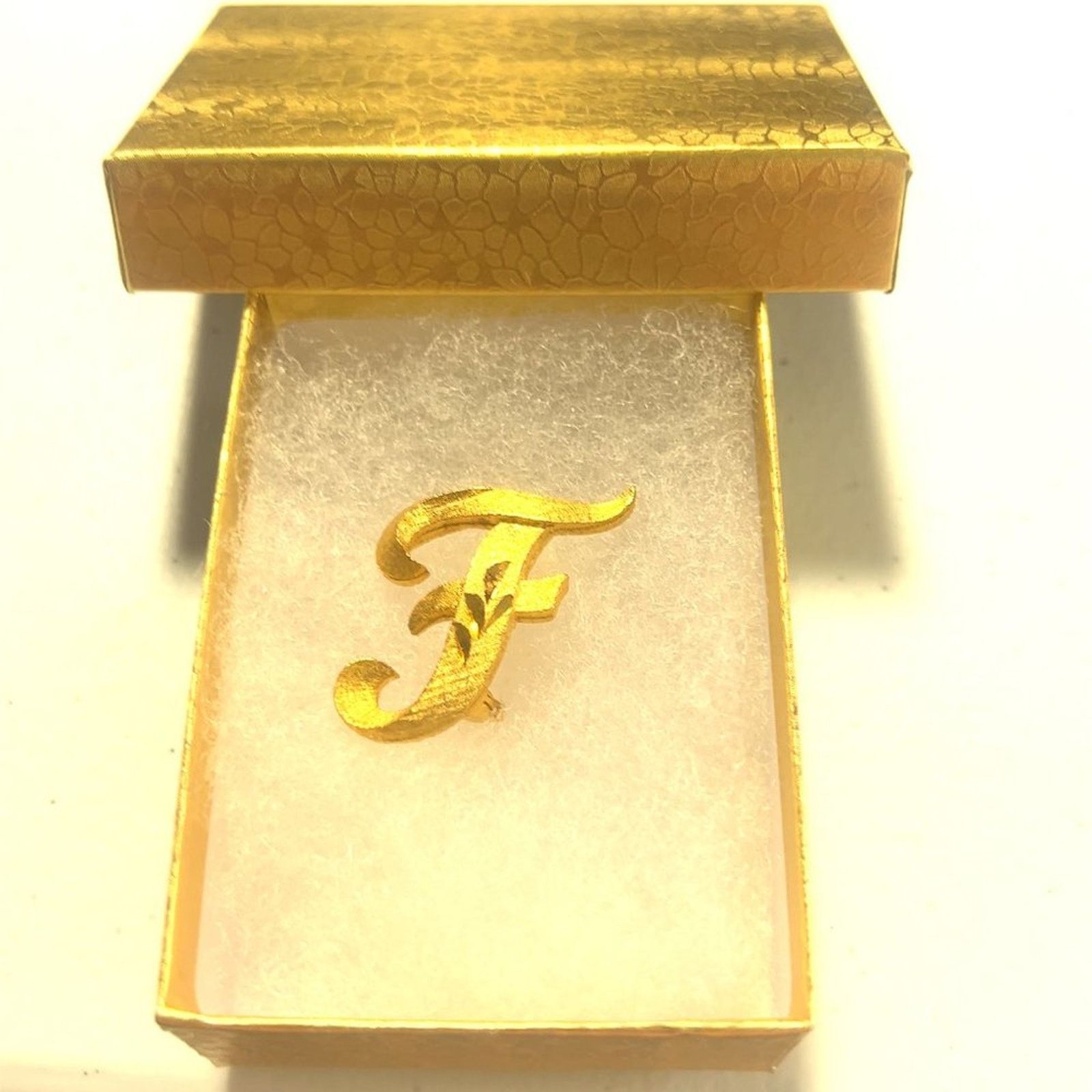& Other Stories Vintage - Mamselle Goldtone Monogram Initial F Brooch Size ONE SIZE - 4 Thumbnail