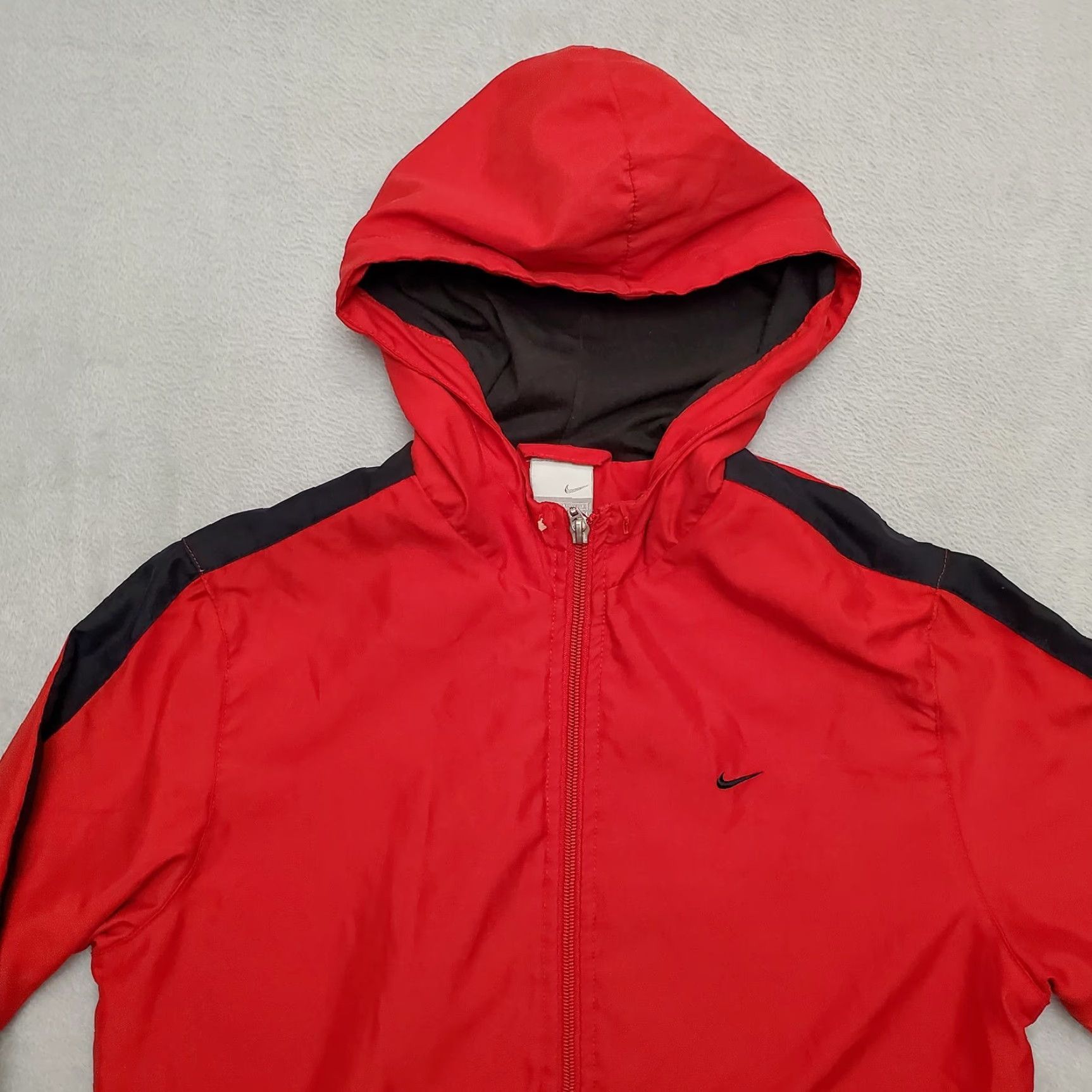 Nike VINTAGE Nike Hoodie Womens S Red Hooded Jacket Swoosh Logo Casual Outdoors Jacket Size S / US 4 / IT 40 - 2 Thumbnail