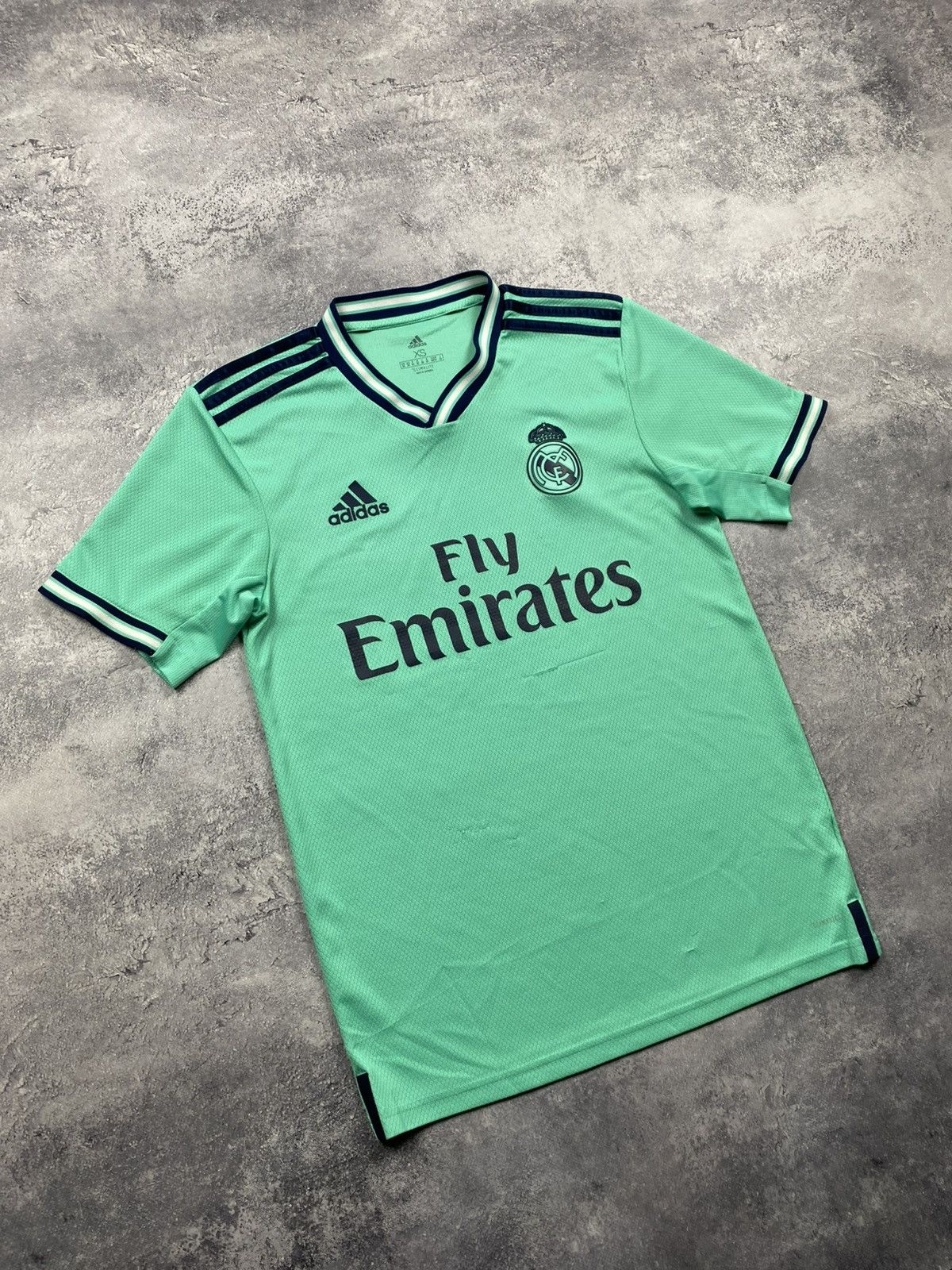 Adidas Adidas Real Madrid 2019-20 Home Football Shirt Soccer Jersey Size US XS / EU 42 / 0 - 2 Thumbnail
