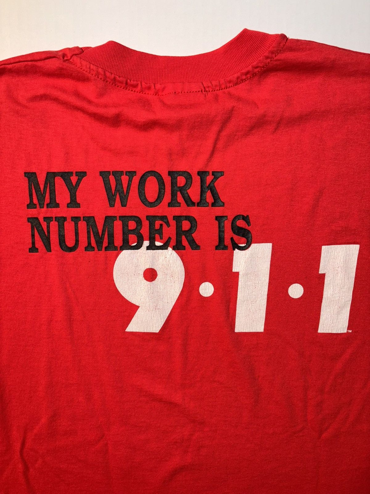Hanes Vintage APCO International Emergency Dispatch 911 90’s USA Size US L / EU 52-54 / 3 - 8 Thumbnail