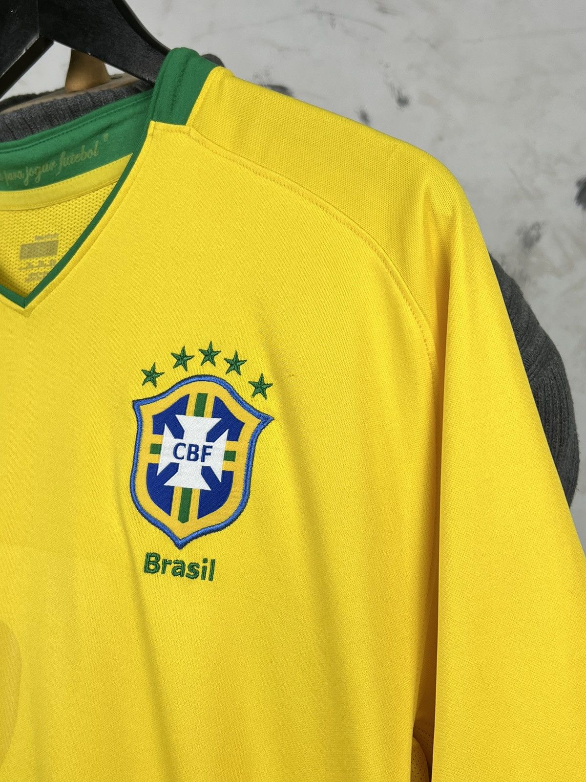 Nike Vintage Nike Brazil National Team Jersey 9 Size L - XL Size US XL / EU 56 / 4 - 5 Thumbnail
