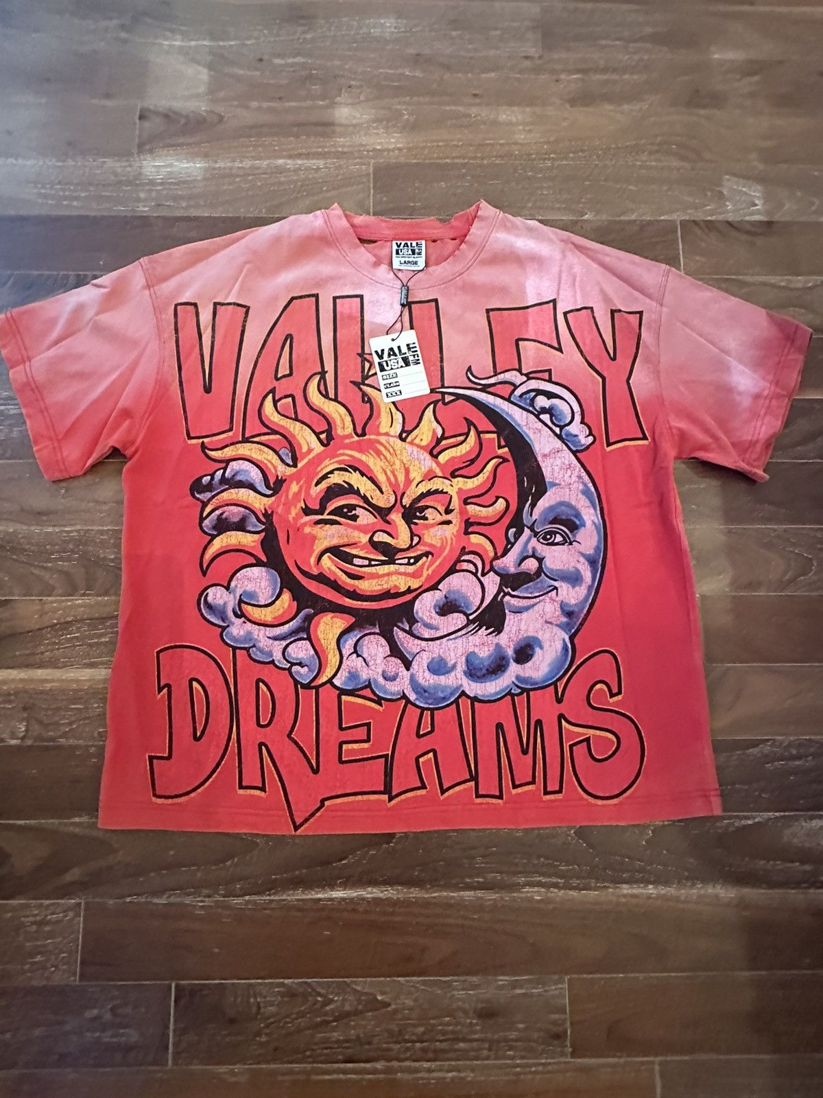 Vale Vale trashed red sun tee valley dreams t-shirt Size US XL / EU 56 / 4 - 1 Thumbnail