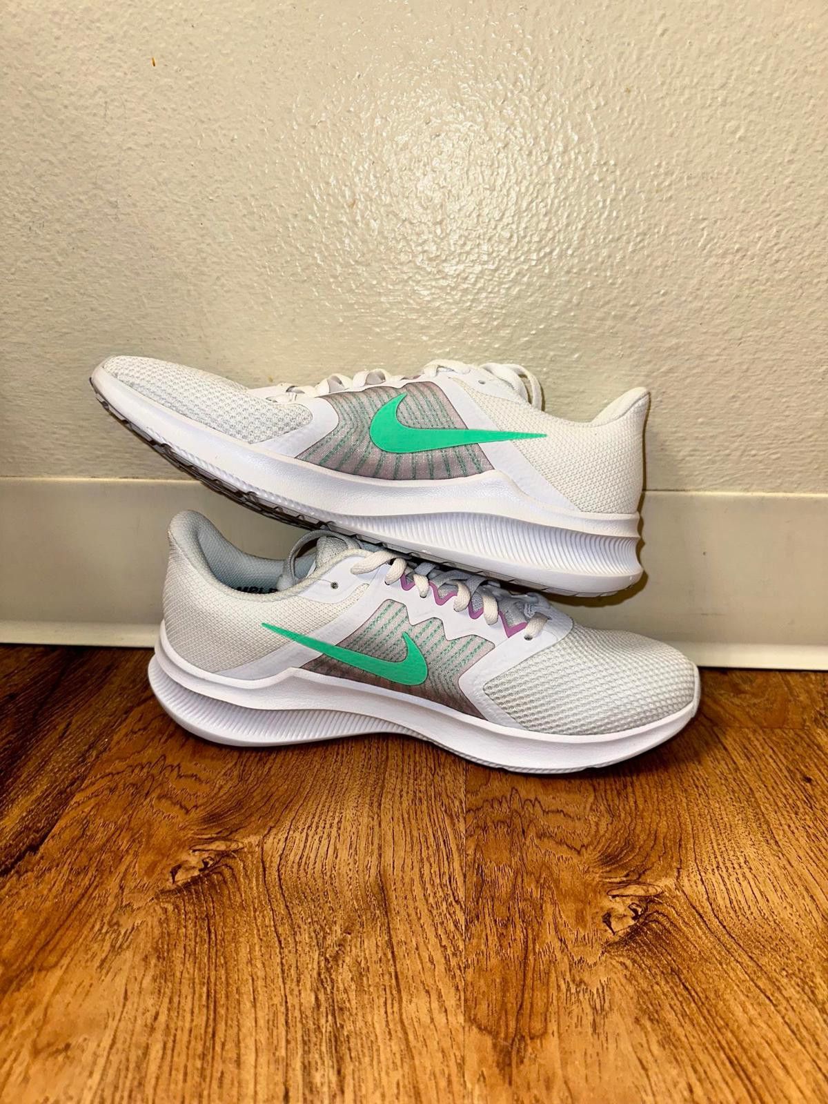 Nike Nike Downshifter 17 'White Signal Green' Sample Size US 8 / IT 38 - 7 Thumbnail