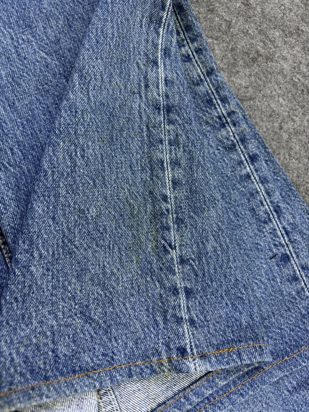Levi's Vintage Levis 501 Original Cut Medium Wash Denim F966 Size US 31 - 17 Thumbnail