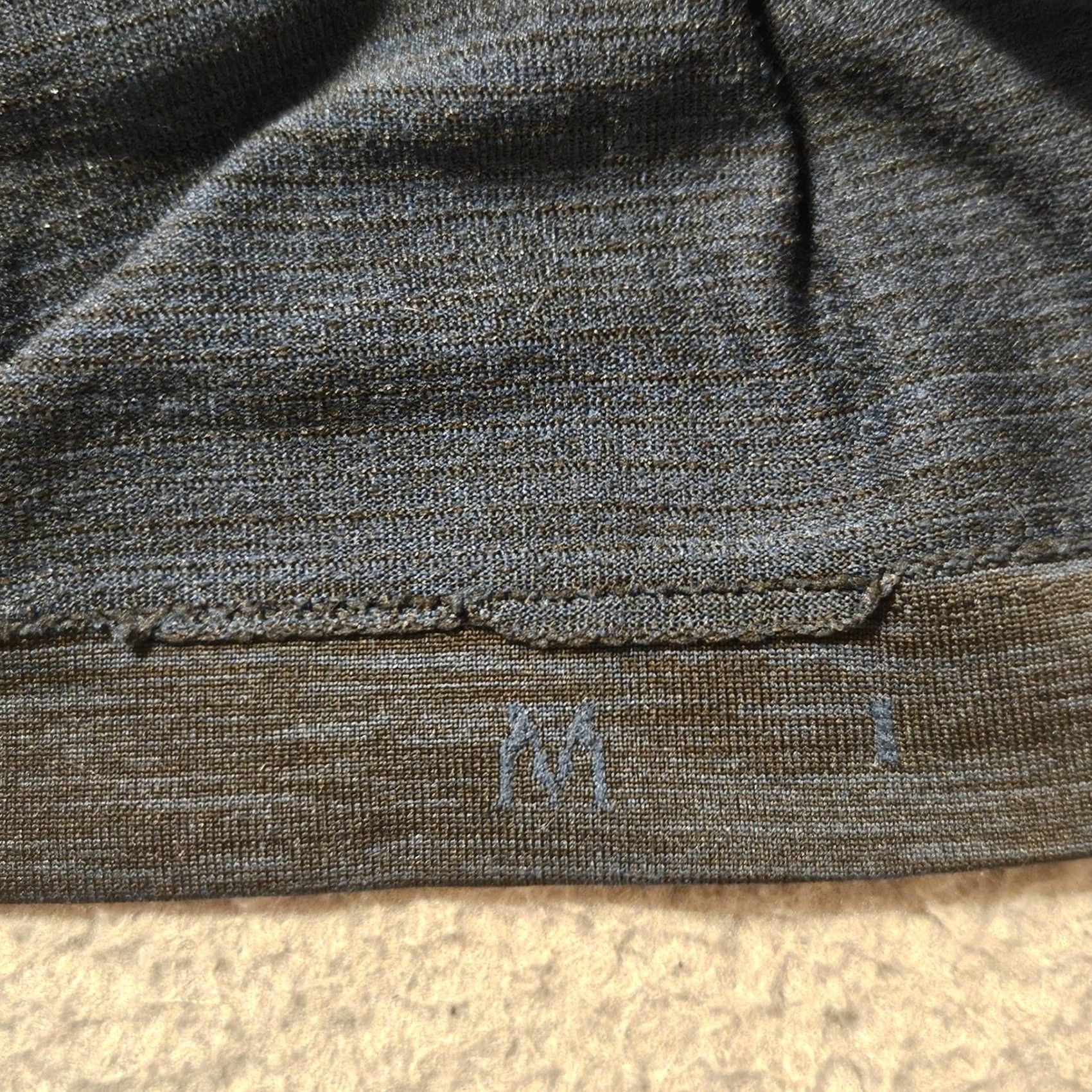 Lululemon Lululemon Shirt Mens M Blue Navy Vent Tech Short Sleeve Performance Workout T-Shirt Mens Size US M / EU 48-50 / 2 - 5 Thumbnail