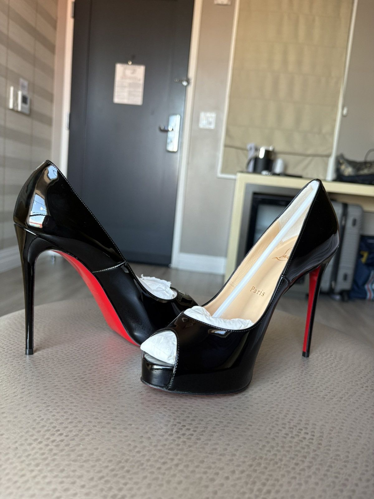 Christian Louboutin Christian Louboutin Size US 6 / IT 36 - 1 Thumbnail