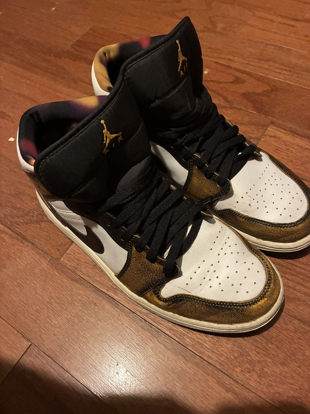 Nike air jordan 1 mid se wear away Size US 10 / EU 43 - 3 Thumbnail